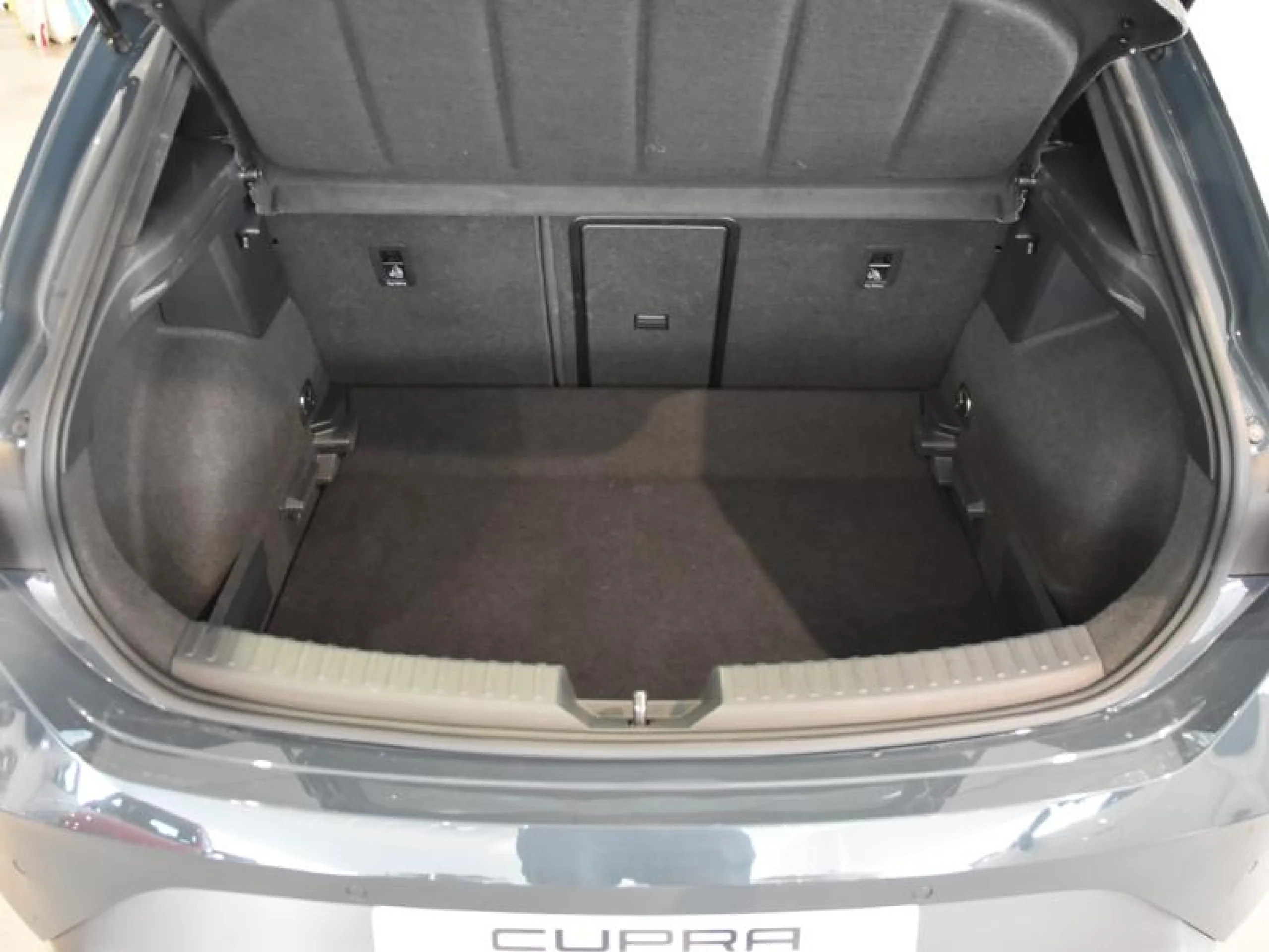 CUPRA LEON 1.5 TSI 110KW (150CV) - Foto 7