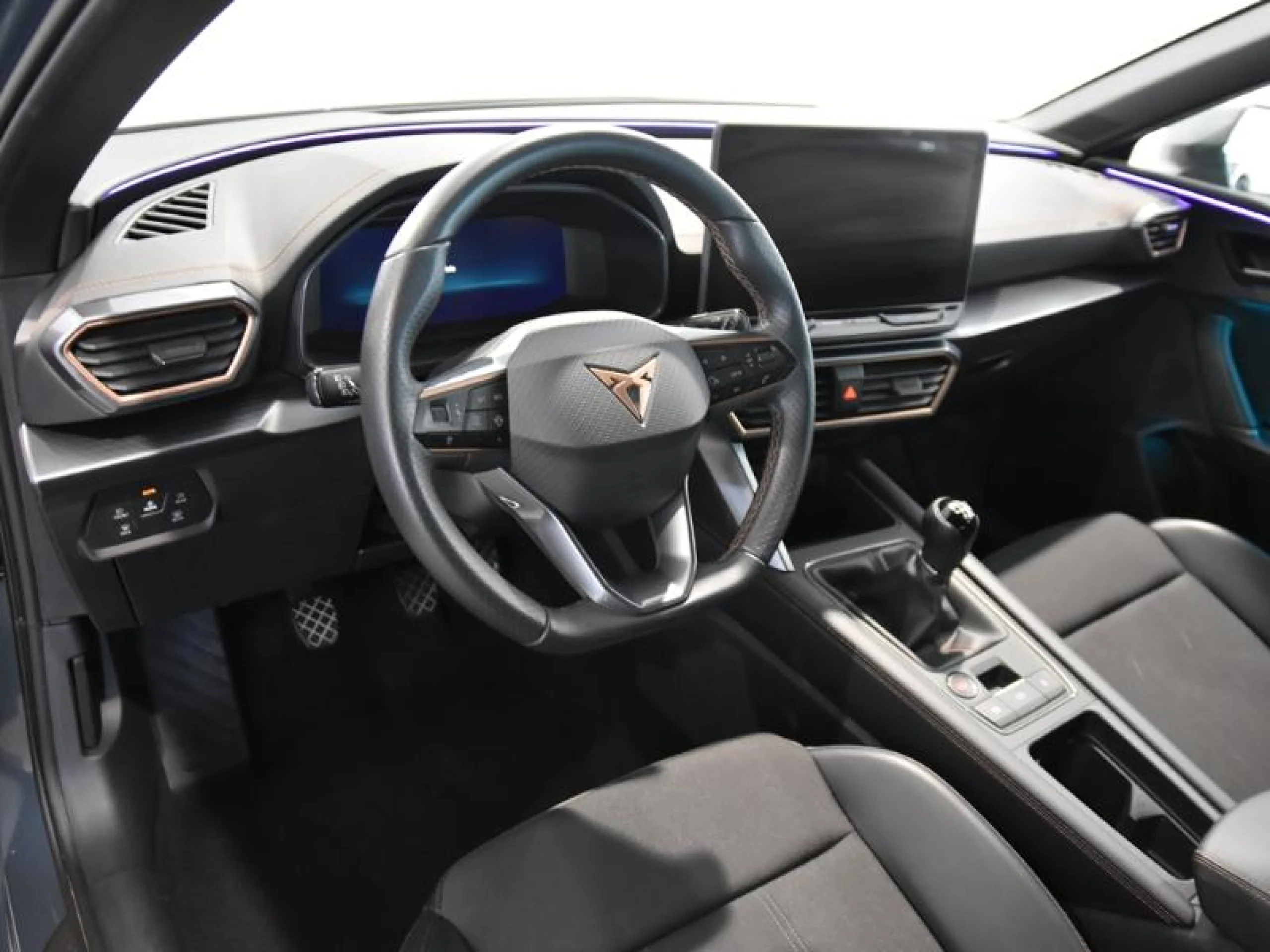 CUPRA LEON 1.5 TSI 110KW (150CV) - Foto 8