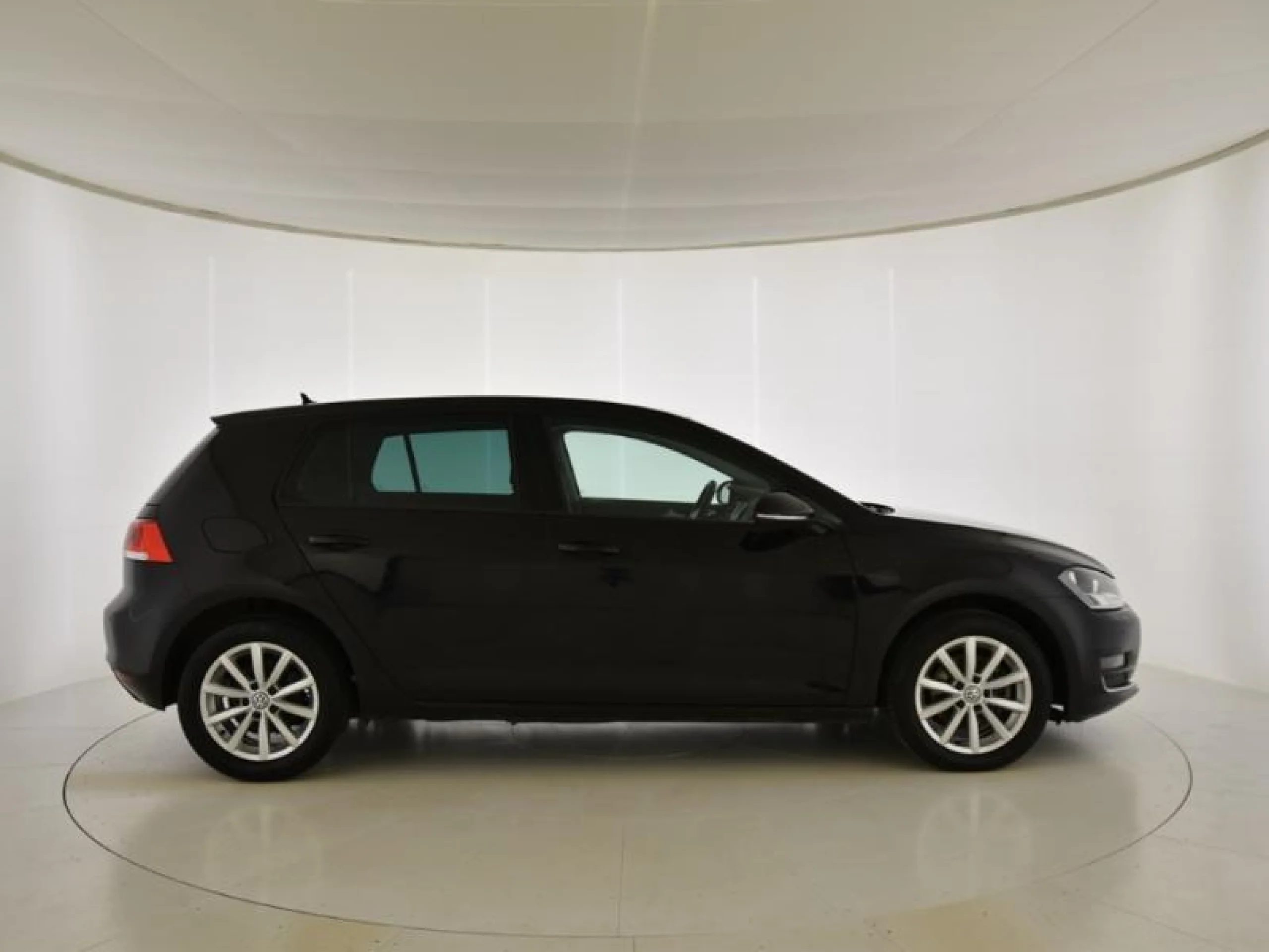 VOLKSWAGEN GOLF EDITION 1.6 TDI 110CV BMT DSG - Foto 3