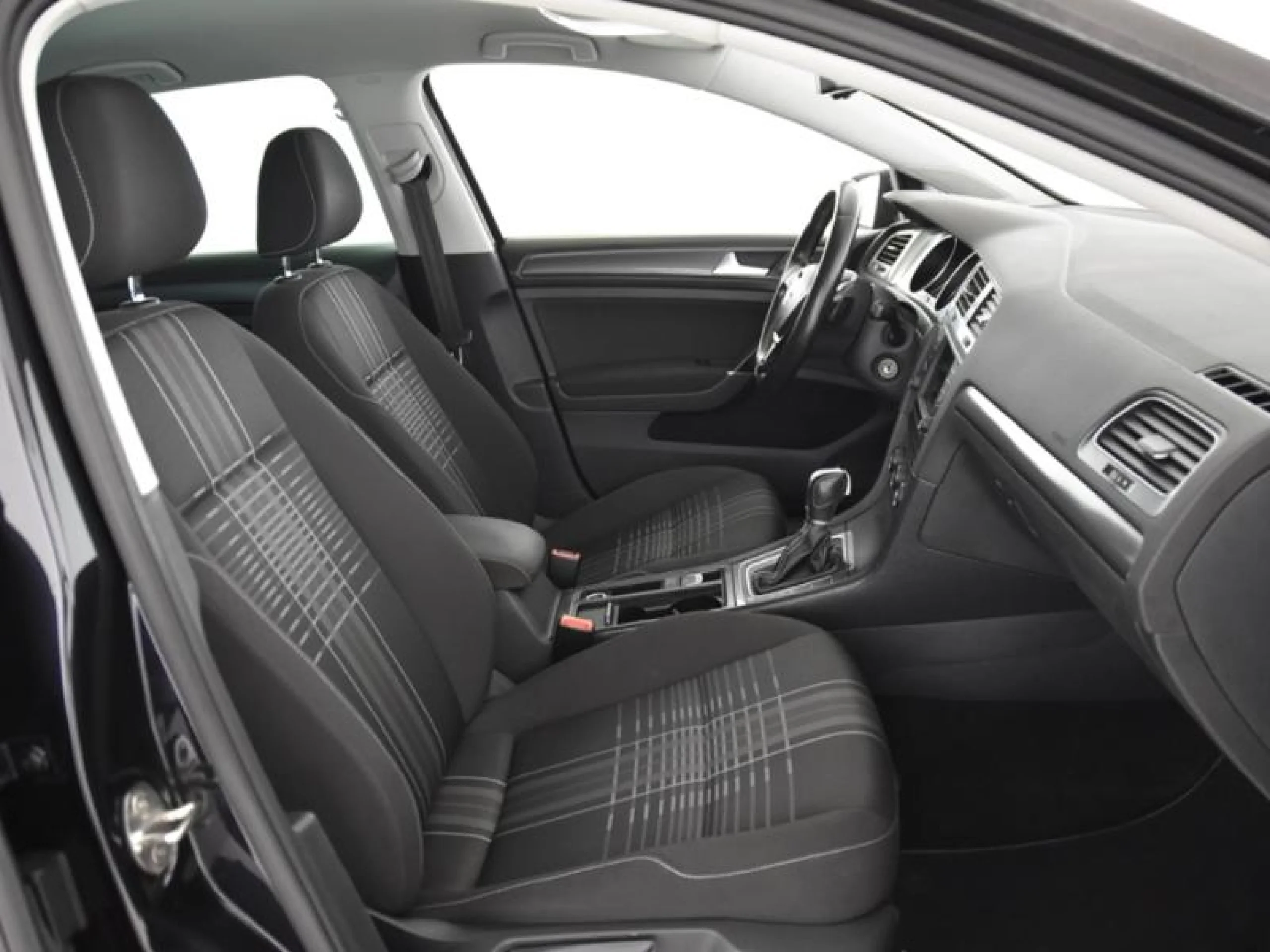 VOLKSWAGEN GOLF EDITION 1.6 TDI 110CV BMT DSG - Foto 5