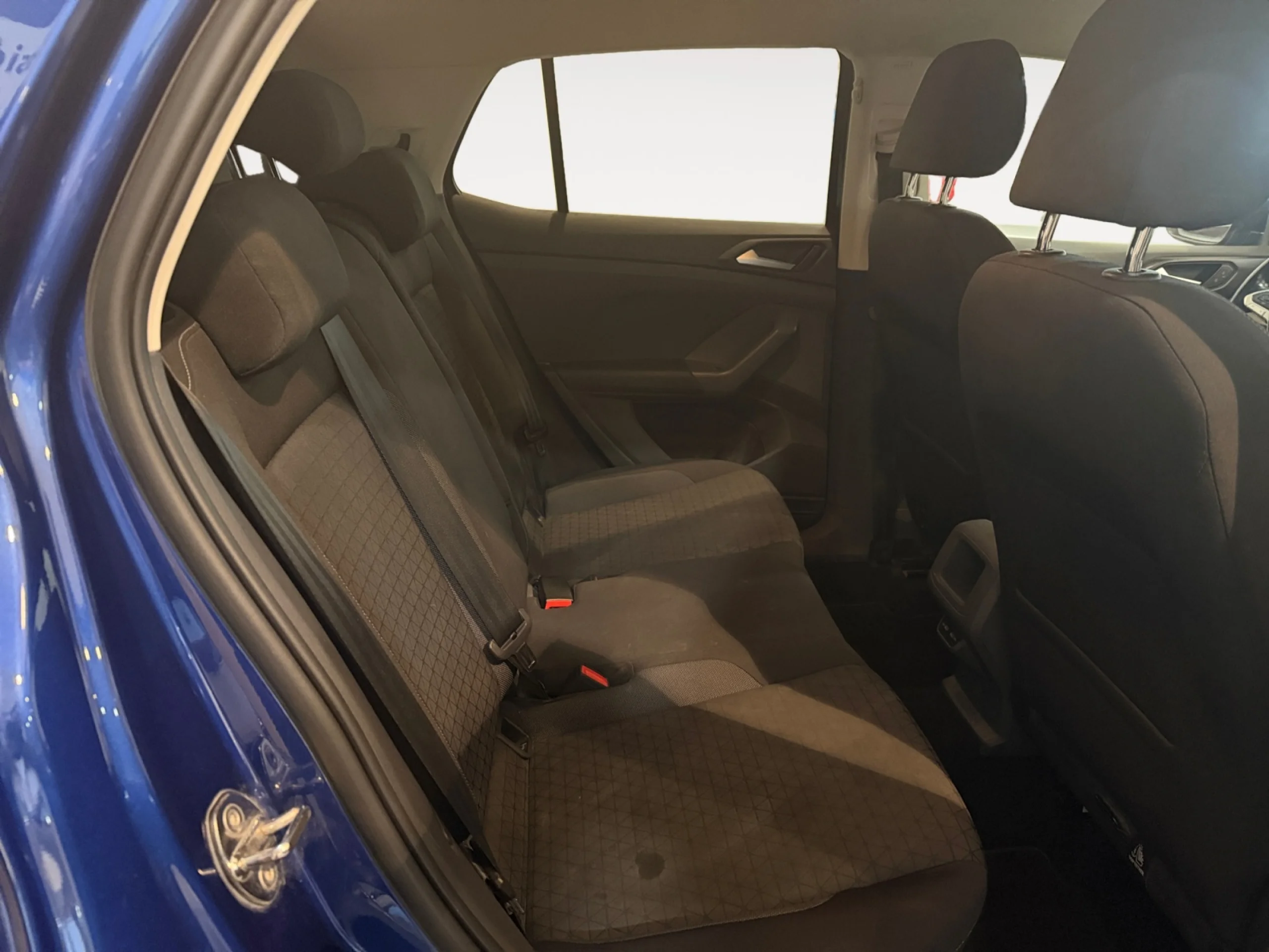 VOLKSWAGEN T CROSS ADVANCE 1.0 TSI 81KW (110CV) - Foto 6