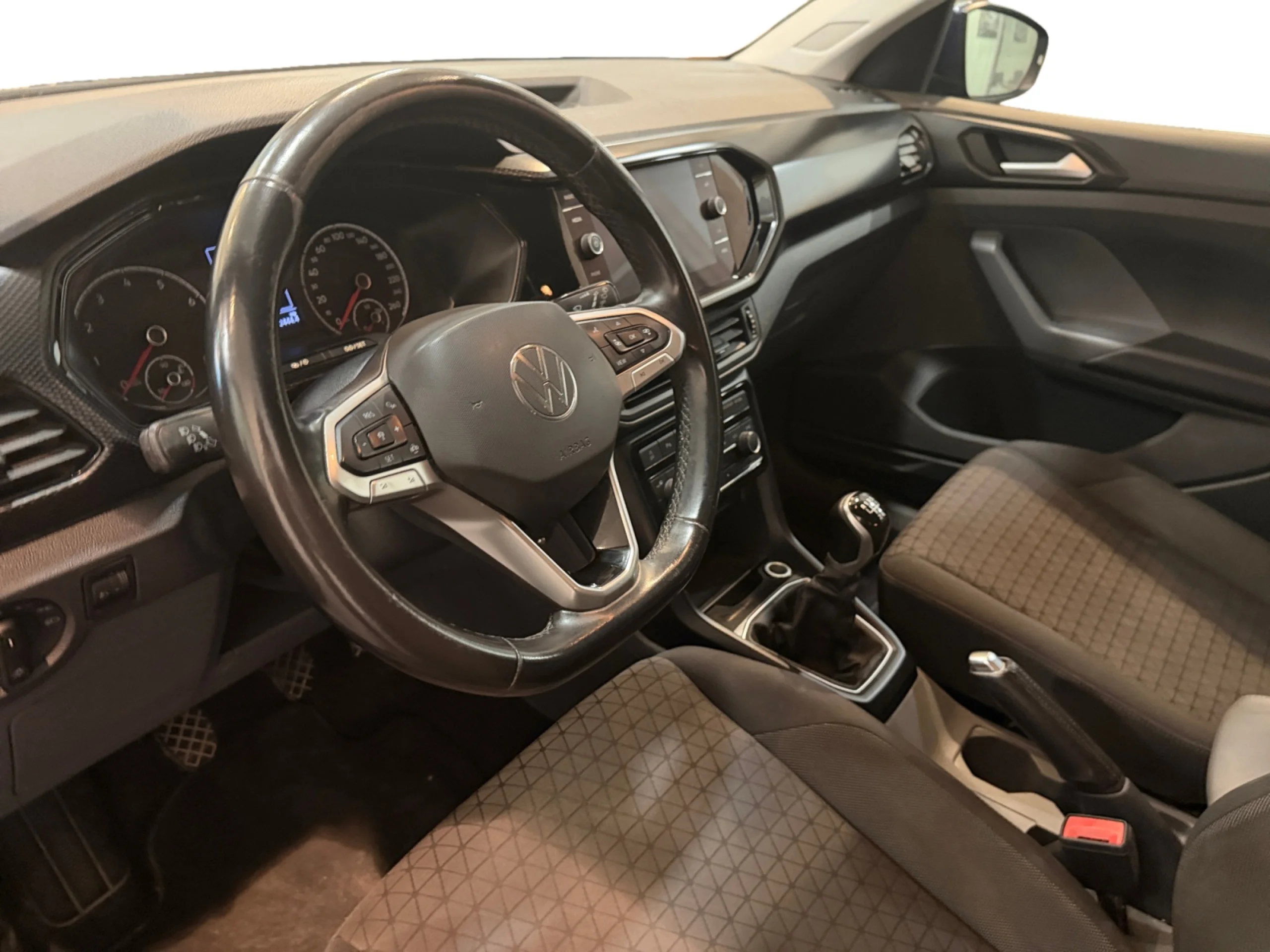 VOLKSWAGEN T CROSS ADVANCE 1.0 TSI 81KW (110CV) - Foto 9
