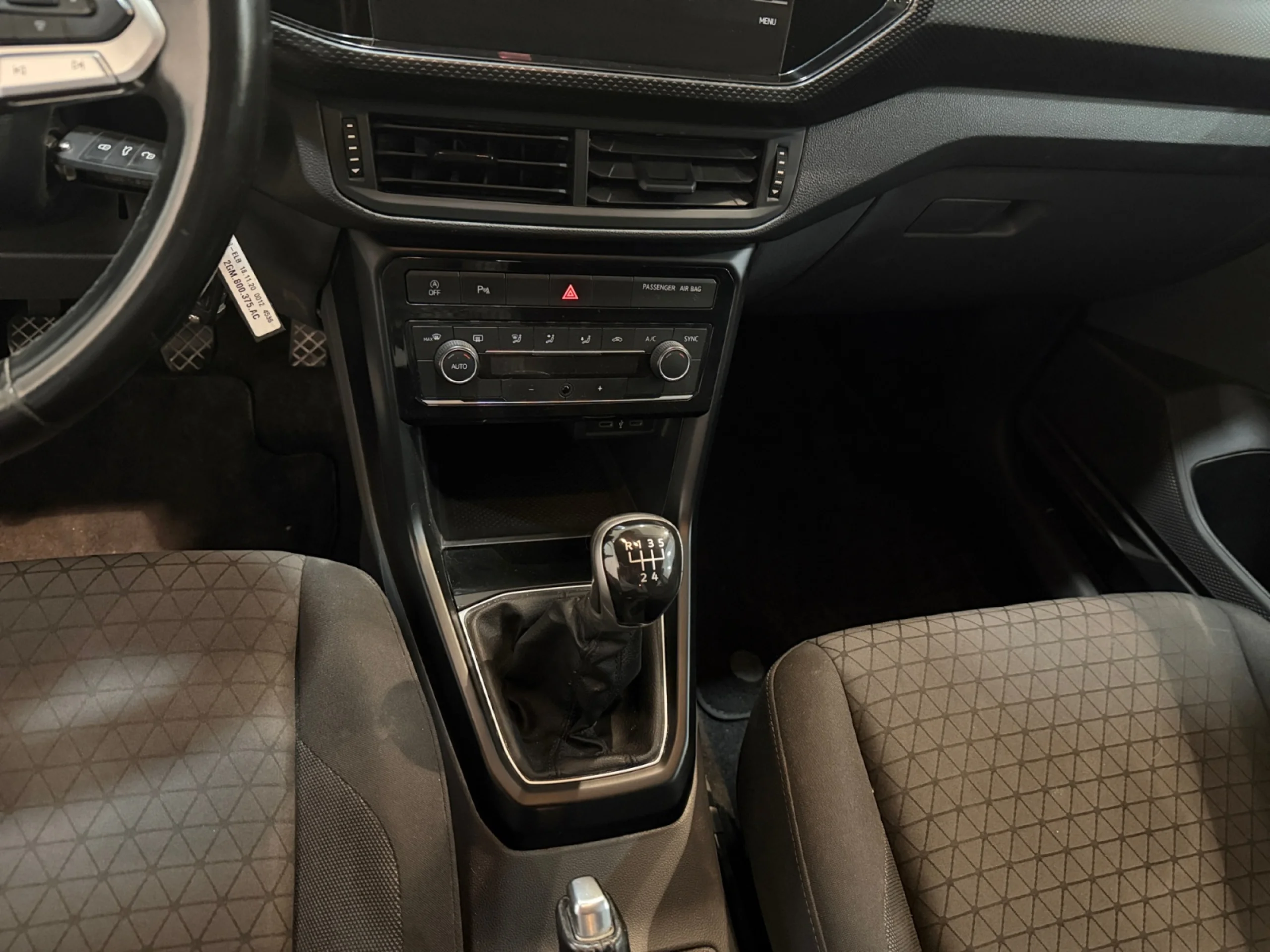 VOLKSWAGEN T CROSS ADVANCE 1.0 TSI 81KW (110CV) - Foto 14