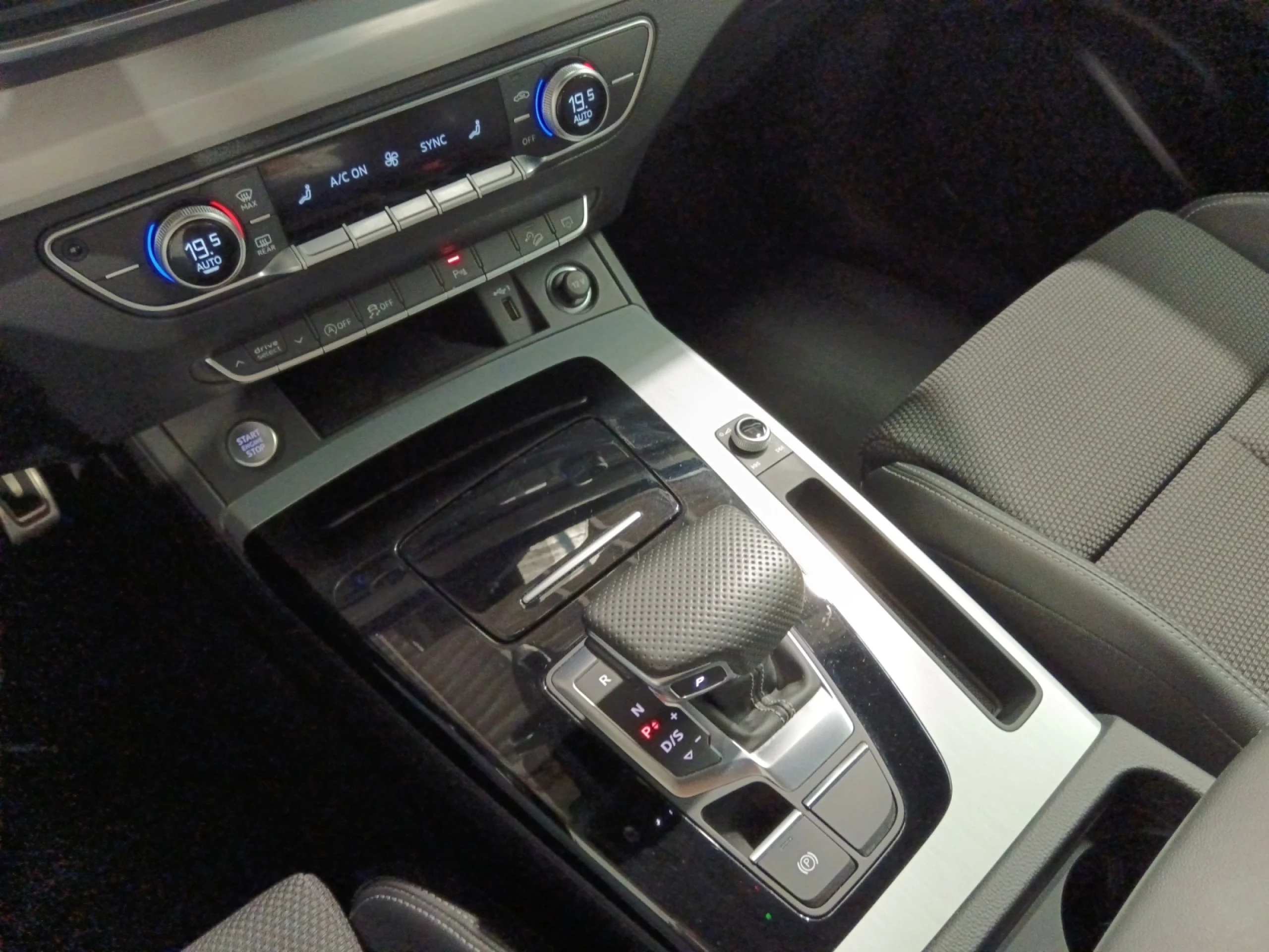 AUDI Q5 SPORTBACK BLACK LINE 40 TDI 150KW QUATTRO ULTRA - Foto 14