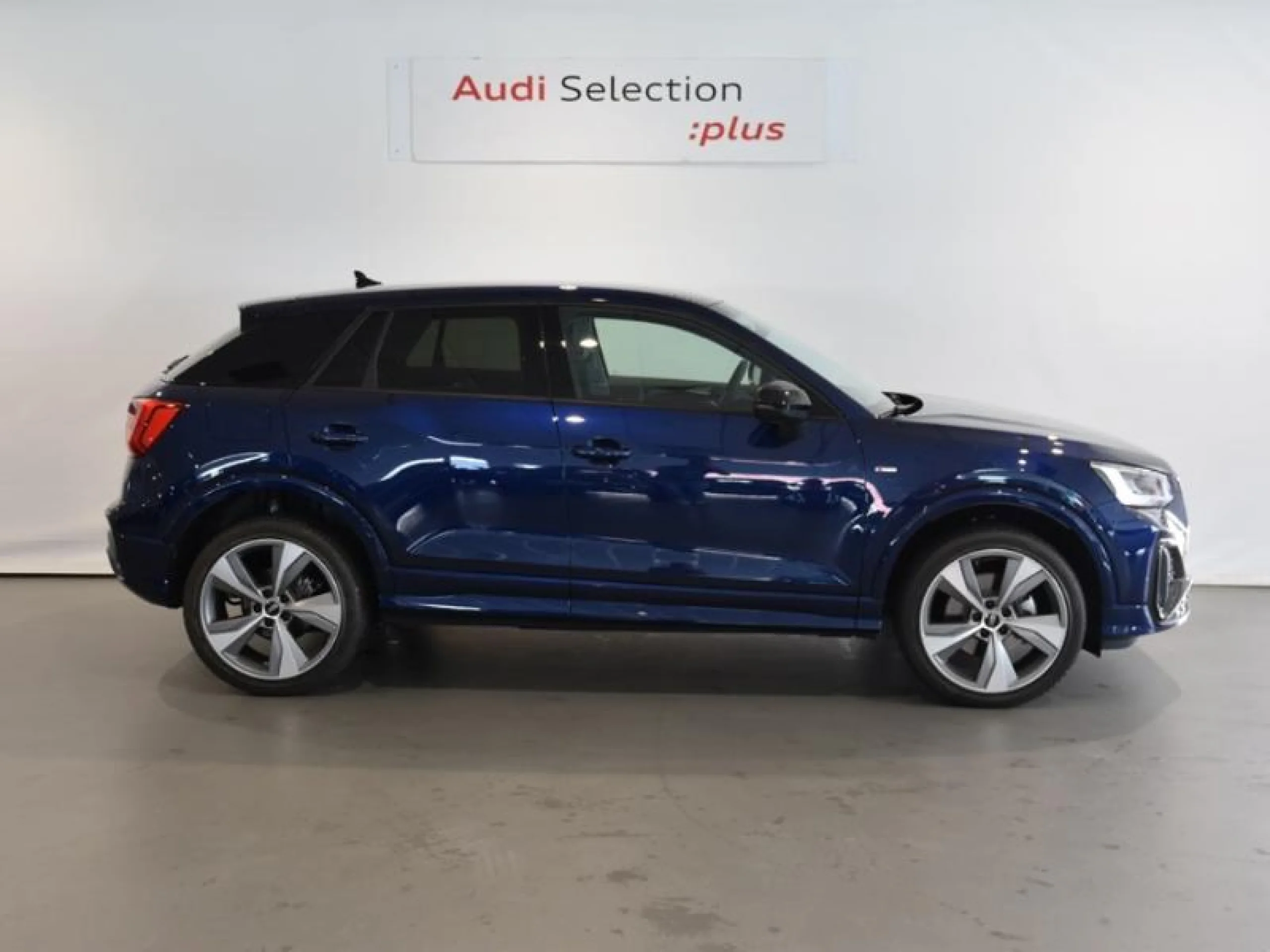 AUDI Q2 BLACK LINE 35 TDI 110KW (150CV) S TRONIC - Foto 3