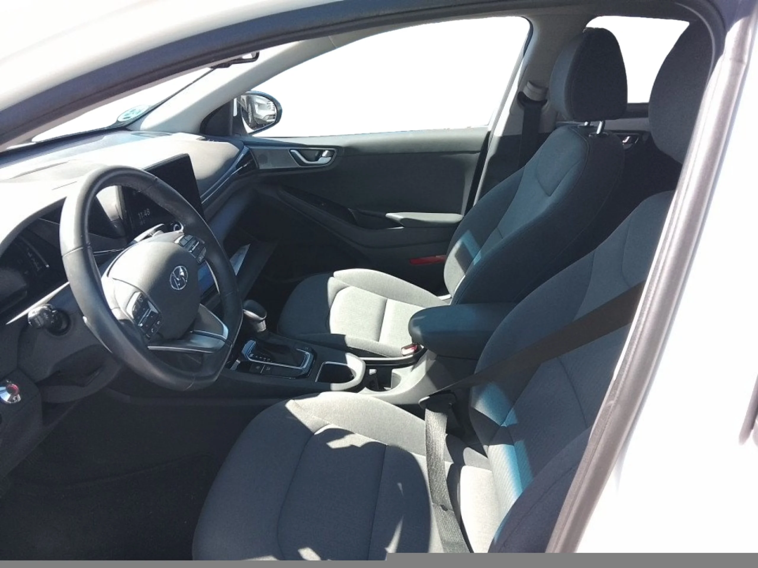 HYUNDAI IONIQ 1.6 GDI PHEV KLASS DCT - Foto 8