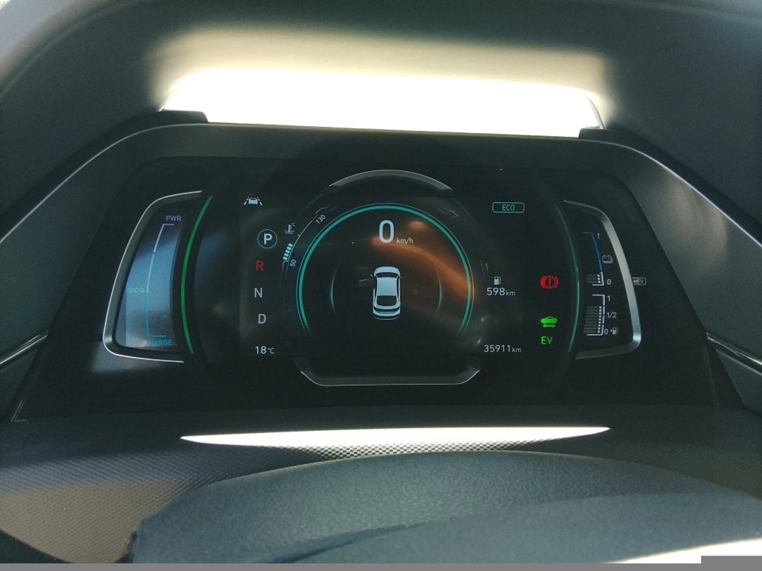 HYUNDAI IONIQ 1.6 GDI PHEV KLASS DCT - Foto 11