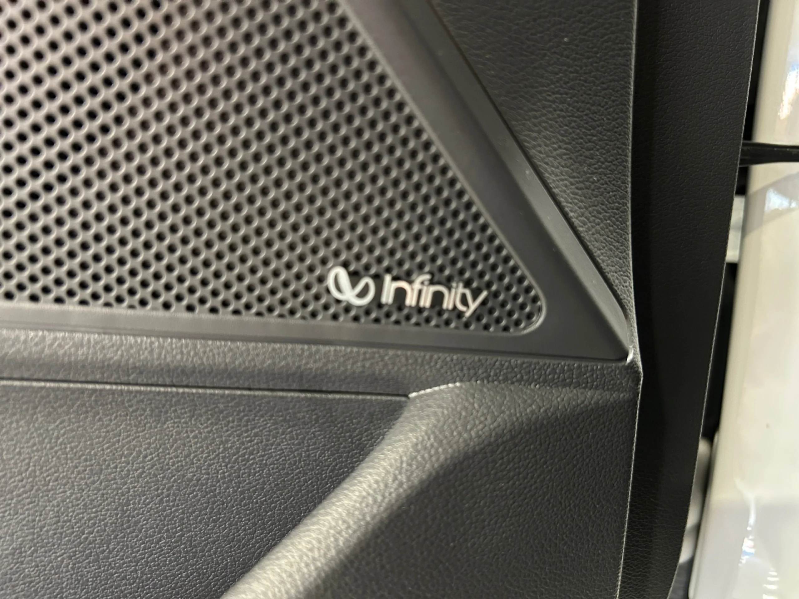 HYUNDAI IONIQ 1.6 GDI PHEV KLASS DCT - Foto 13