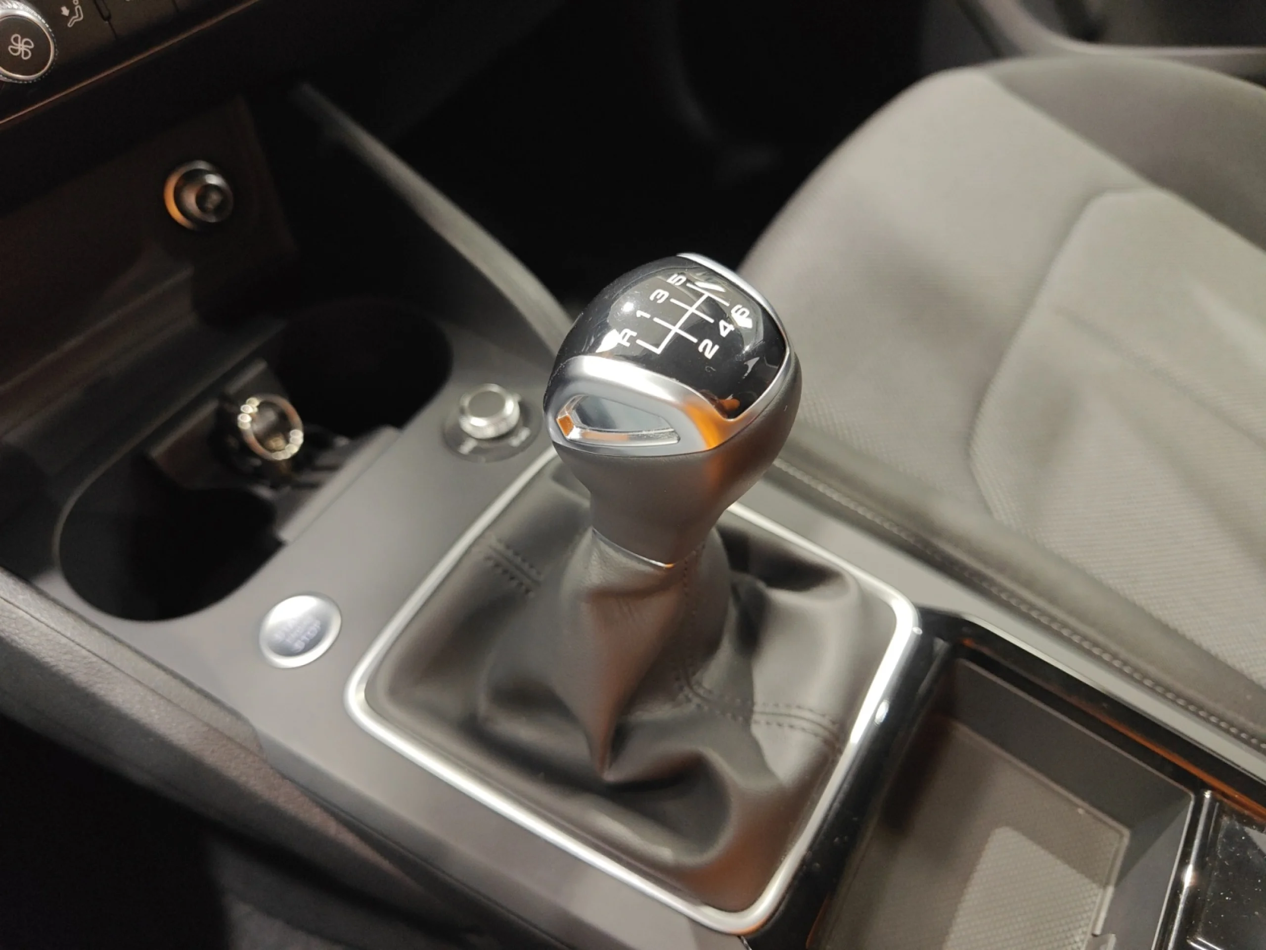 AUDI Q2 S LINE 30 TFSI 85KW (116CV) - Foto 17