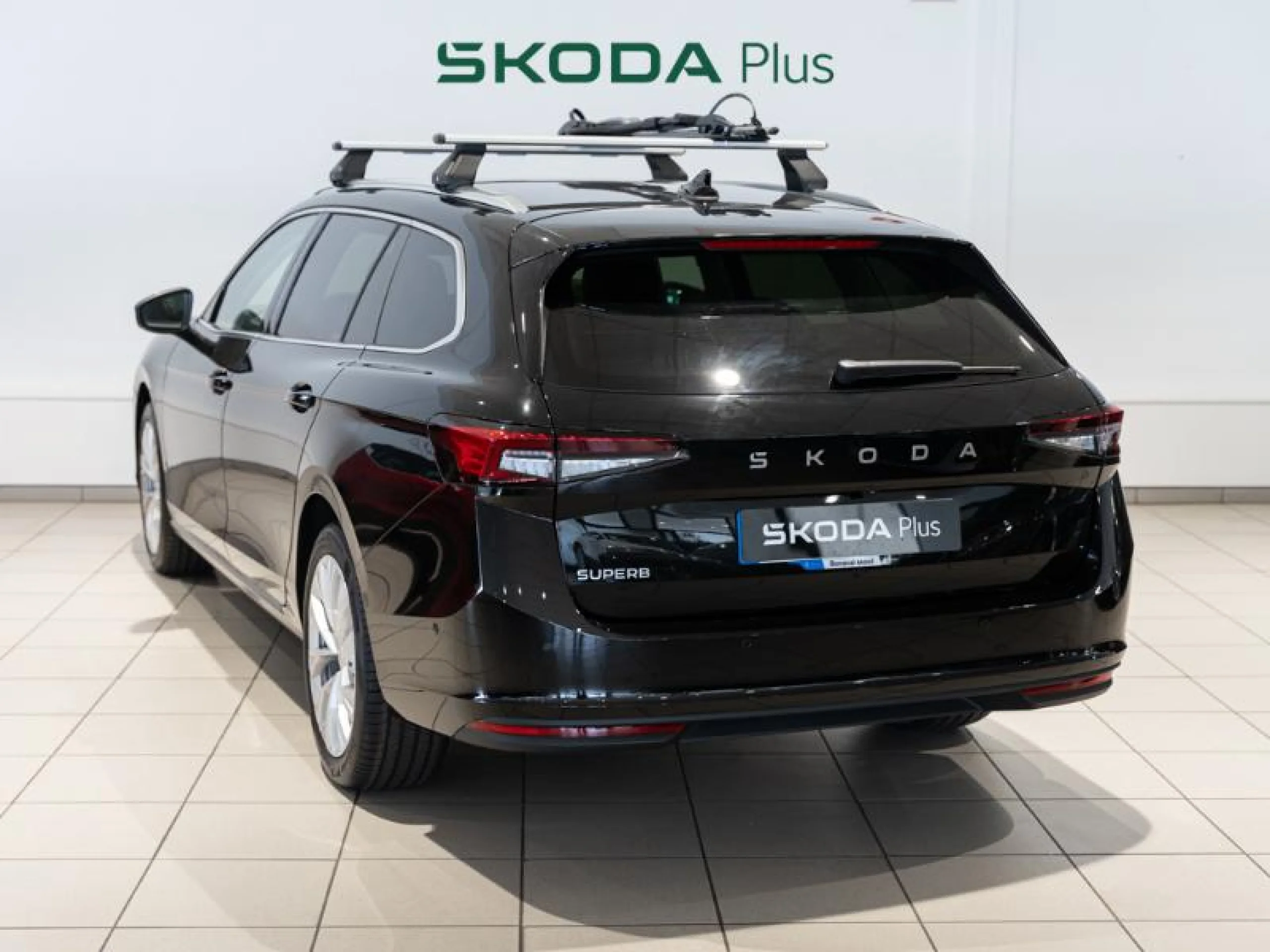 SKODA Superb COMBI 1.5 TSI M HEV 110KW DSG SELECTION - Foto 2