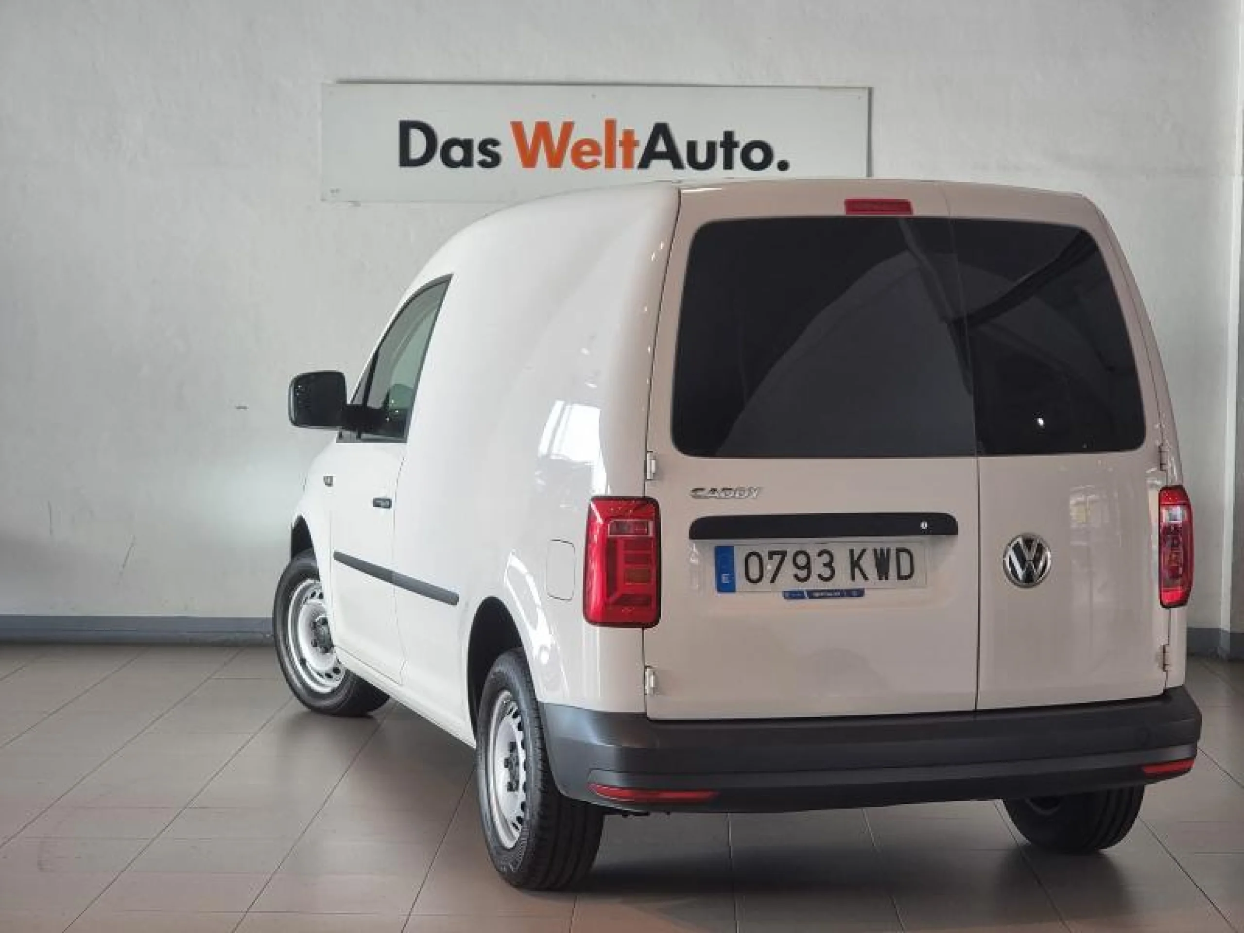 VOLKSWAGEN CADDY PROFESIONAL FURGÓN 2.0TDI EU6 SCR BMT 75KW(102CV)5VEL - Foto 2