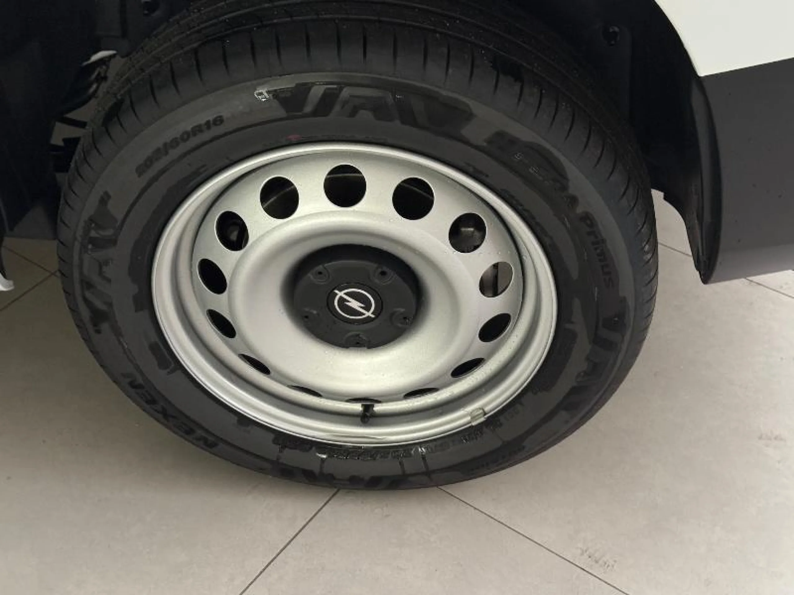 OPEL COMBO CARGO L 650KG DIESEL 1.5 100HP S&S MT E6 - Foto 11