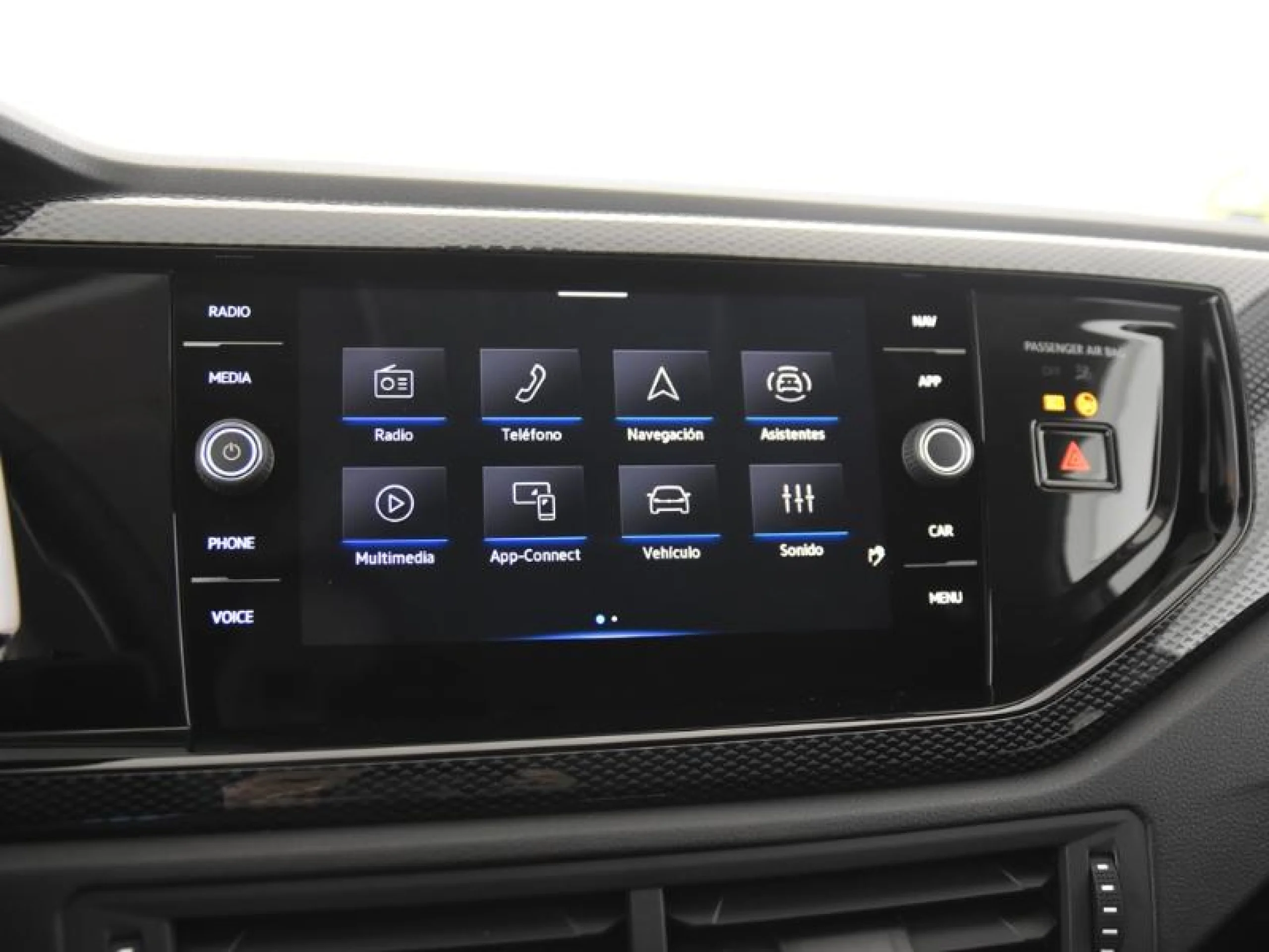 VOLKSWAGEN POLO POLO MÁS 1.0 TSI 70 KW (95 CV)  5 VEL. - Foto 11