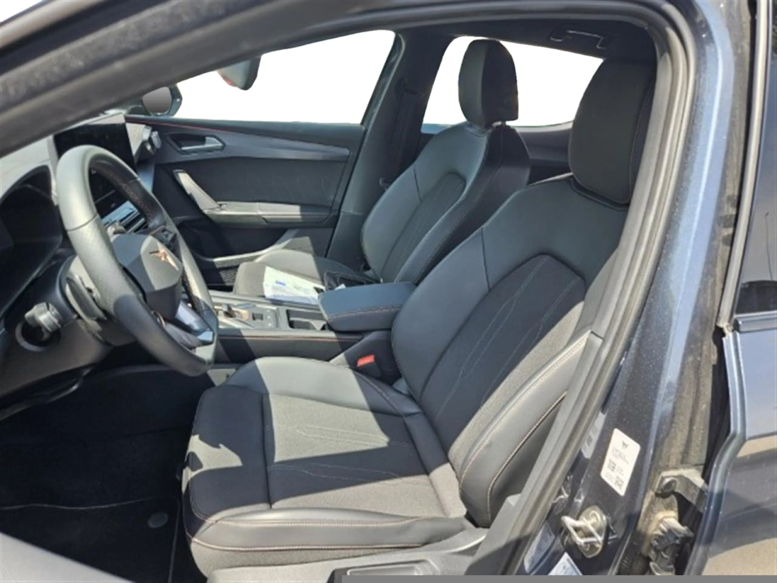 CUPRA LEON 1.5 TSI E HYBRID 150W (204CV) DSG - Foto 4