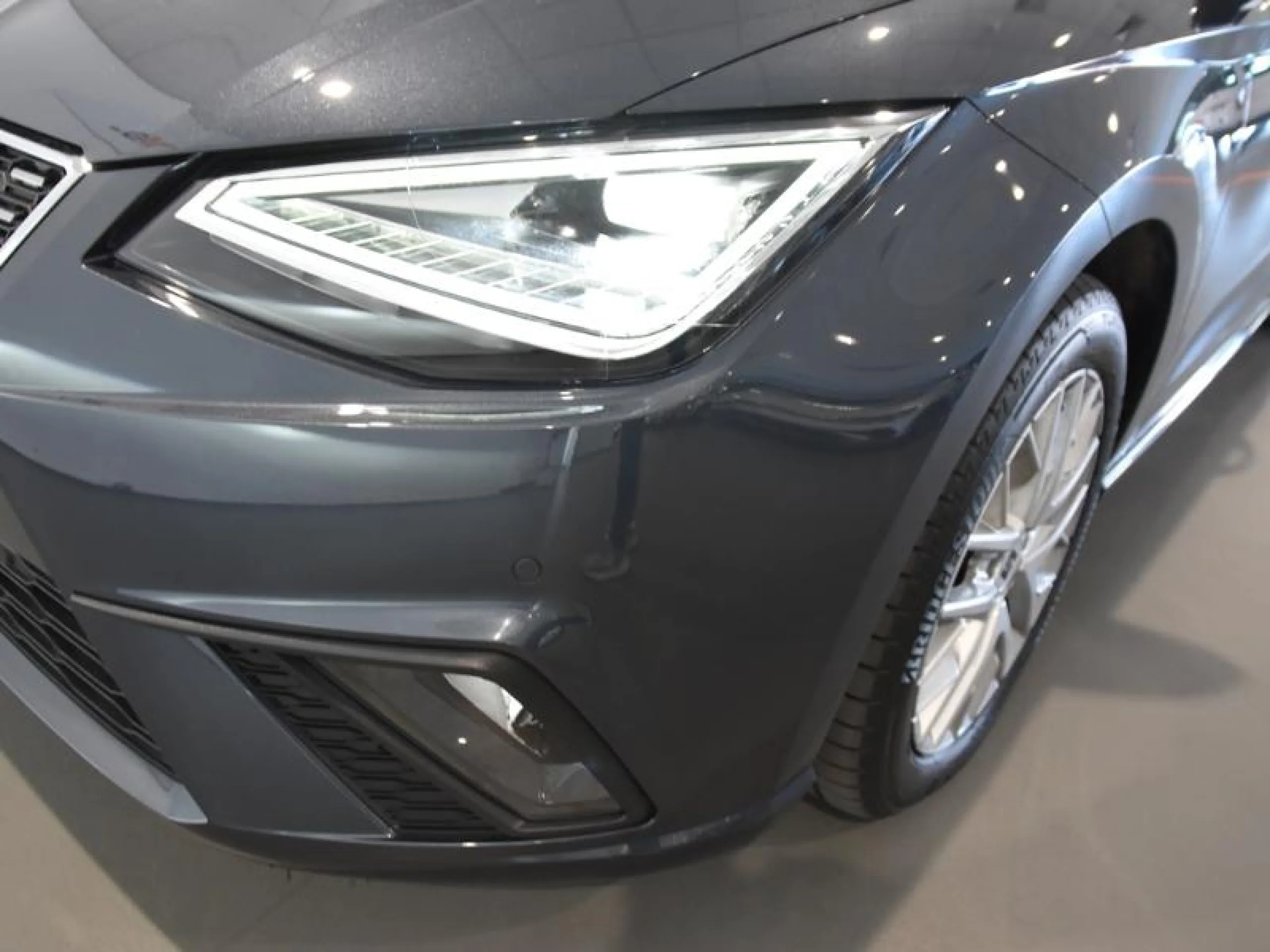 SEAT IBIZA 1.0 TSI 81KW (110CV) SPECIAL EDITION - Foto 18