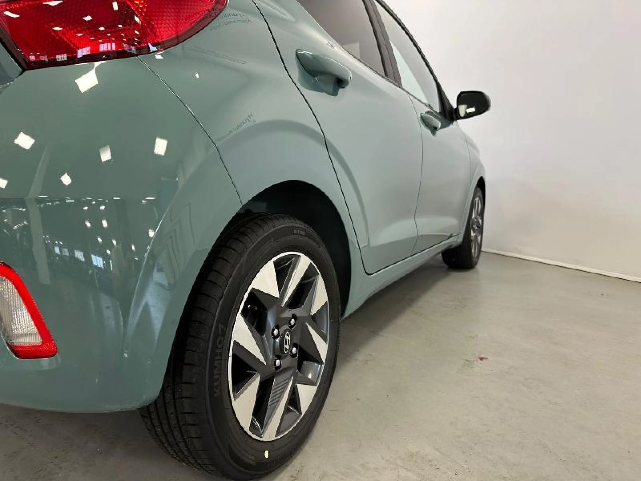 HYUNDAI I10 1.0 KLASS AT - Foto 4