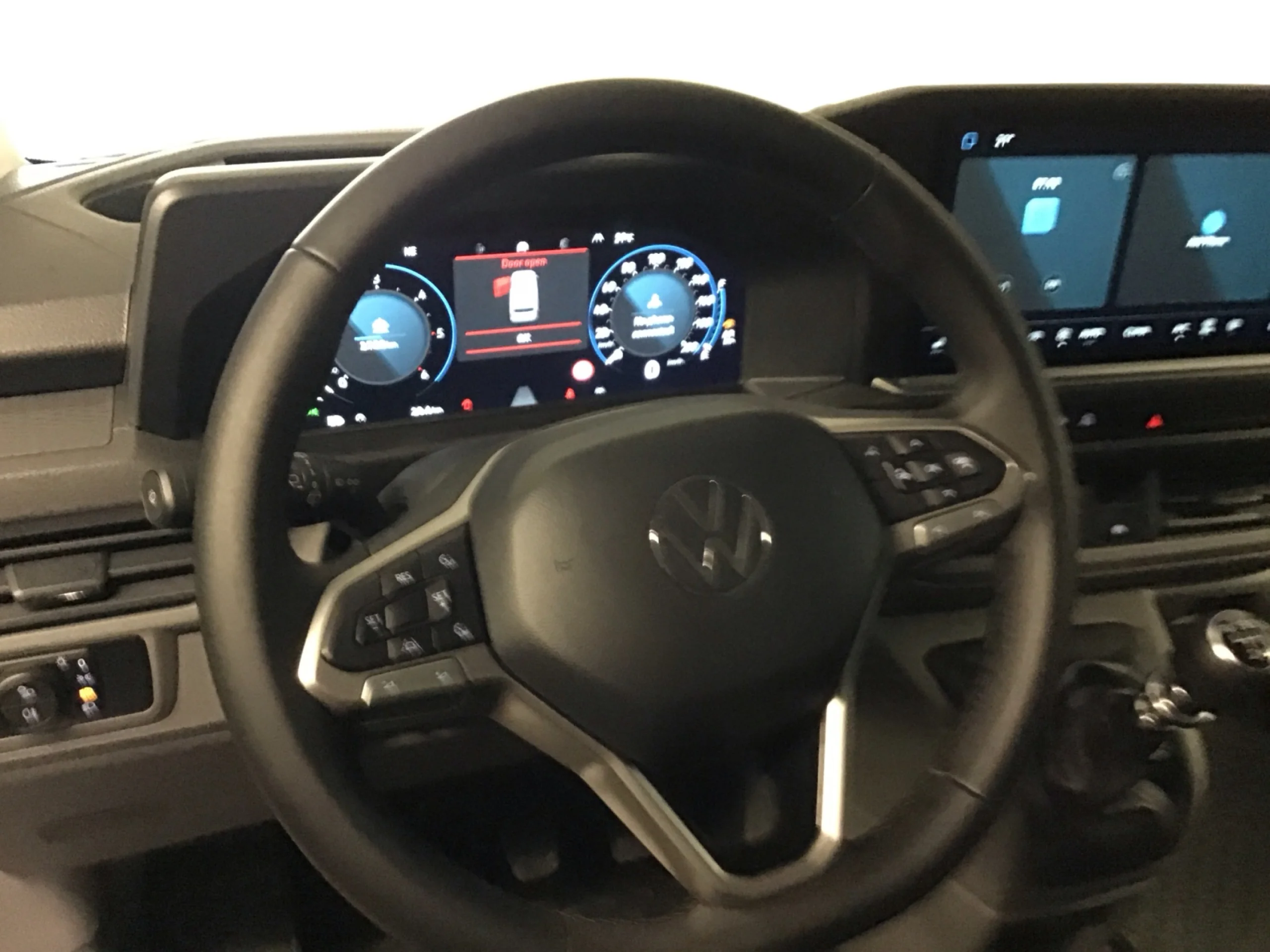 VW COMERCIALES CARAVELLE CARAVELLE   CARAVELLE  BATALLA CORTA  2.0 TDI 81 KW (110 CV) 6 VEL. - Foto 9