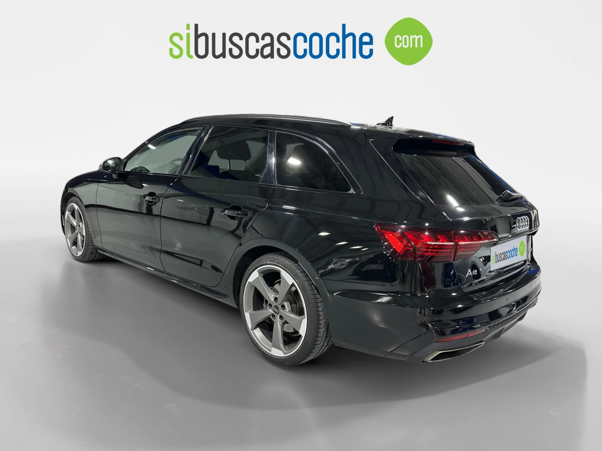AUDI A4 AVANT BLACK LINE 35 TDI 120KW S TRONIC - Foto 2