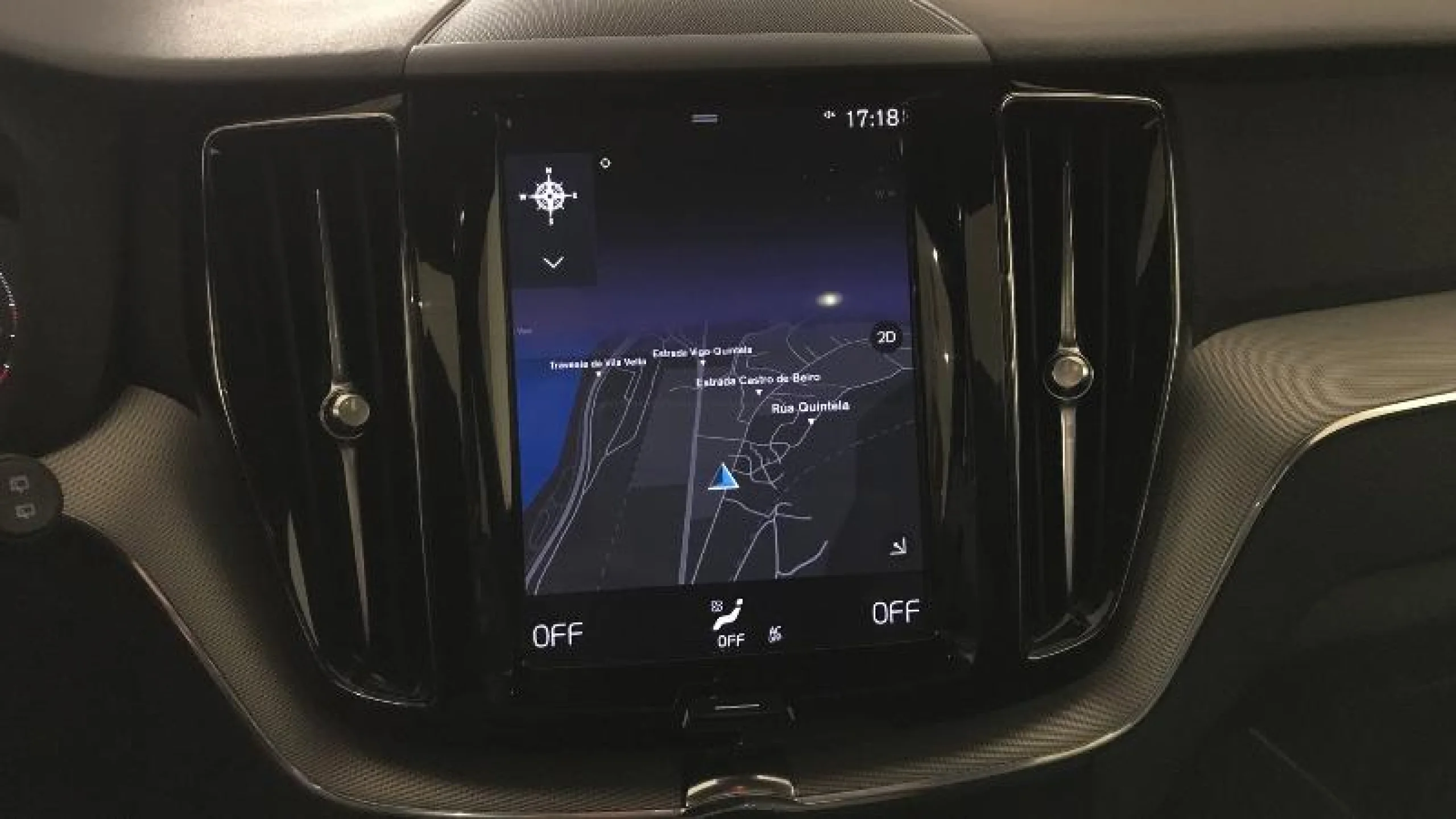 VOLVO XC60 2.0 T4 R DESIGN AUTO - Foto 22
