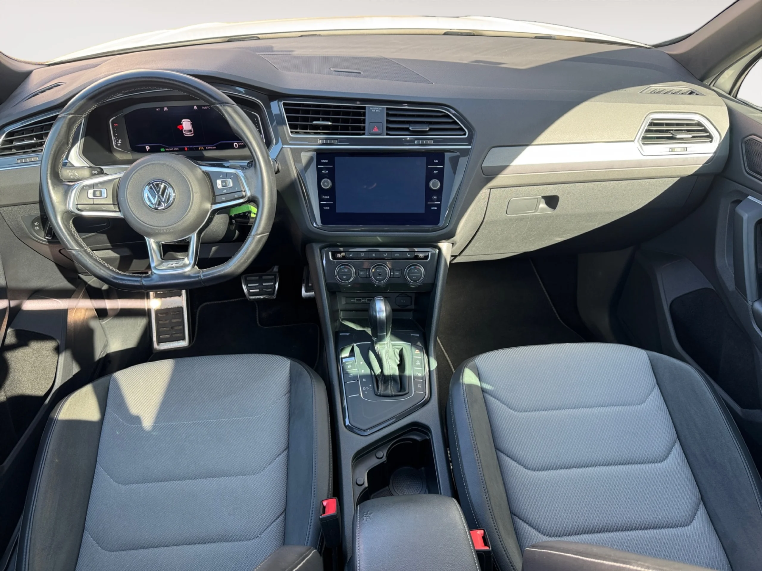 VOLKSWAGEN TIGUAN SPORT 1.5 TSI 110KW (150CV) DSG - Foto 4