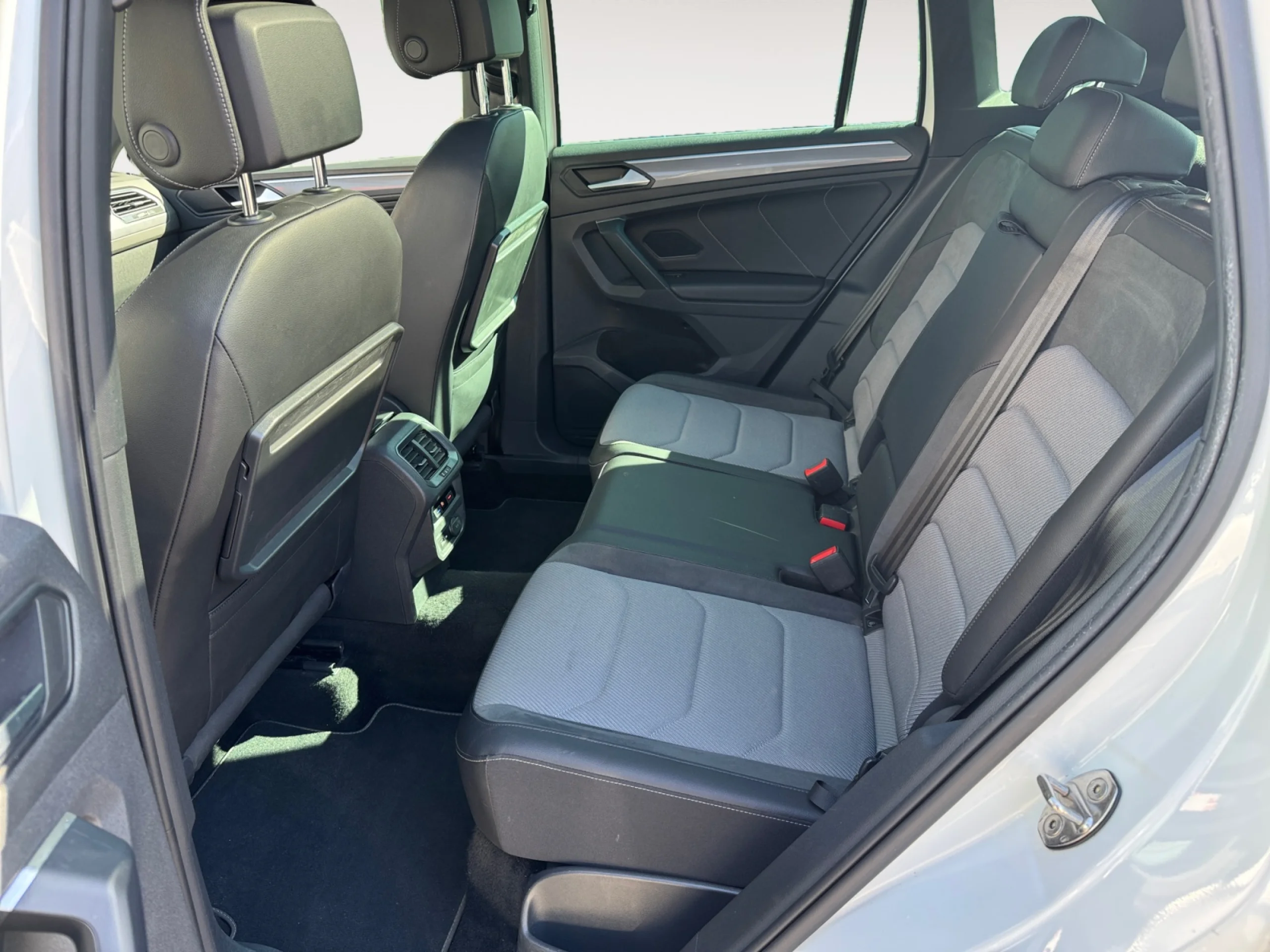 VOLKSWAGEN TIGUAN SPORT 1.5 TSI 110KW (150CV) DSG - Foto 6