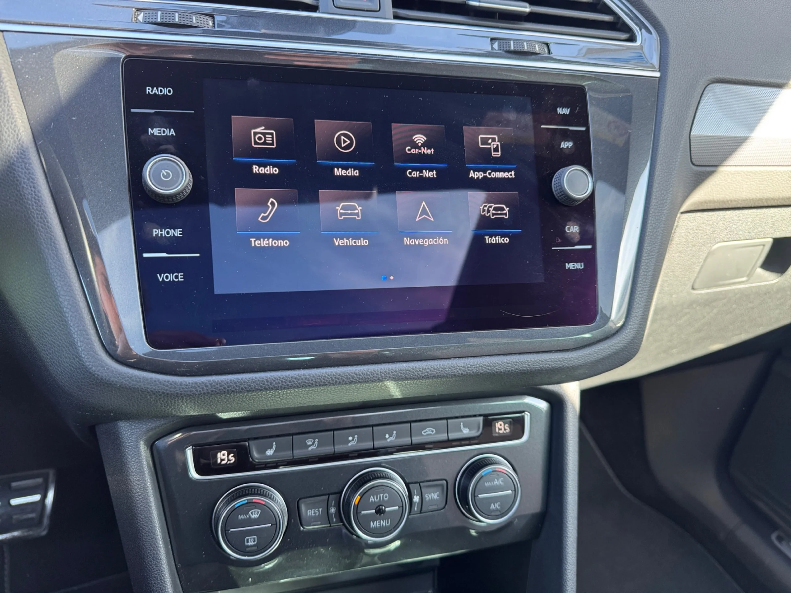 VOLKSWAGEN TIGUAN SPORT 1.5 TSI 110KW (150CV) DSG - Foto 9