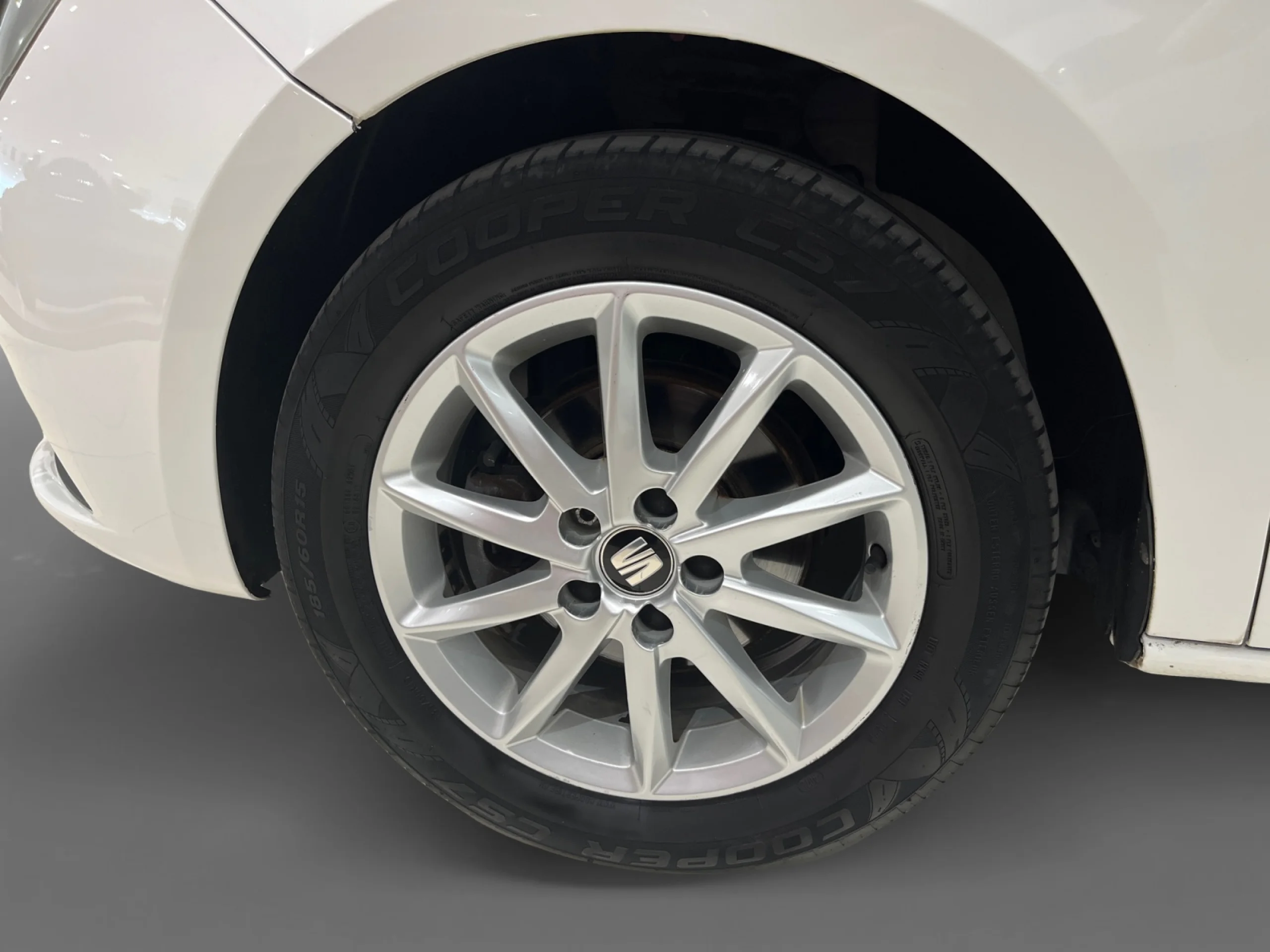 SEAT IBIZA 1.2 TSI 90CV STYLE - Foto 9