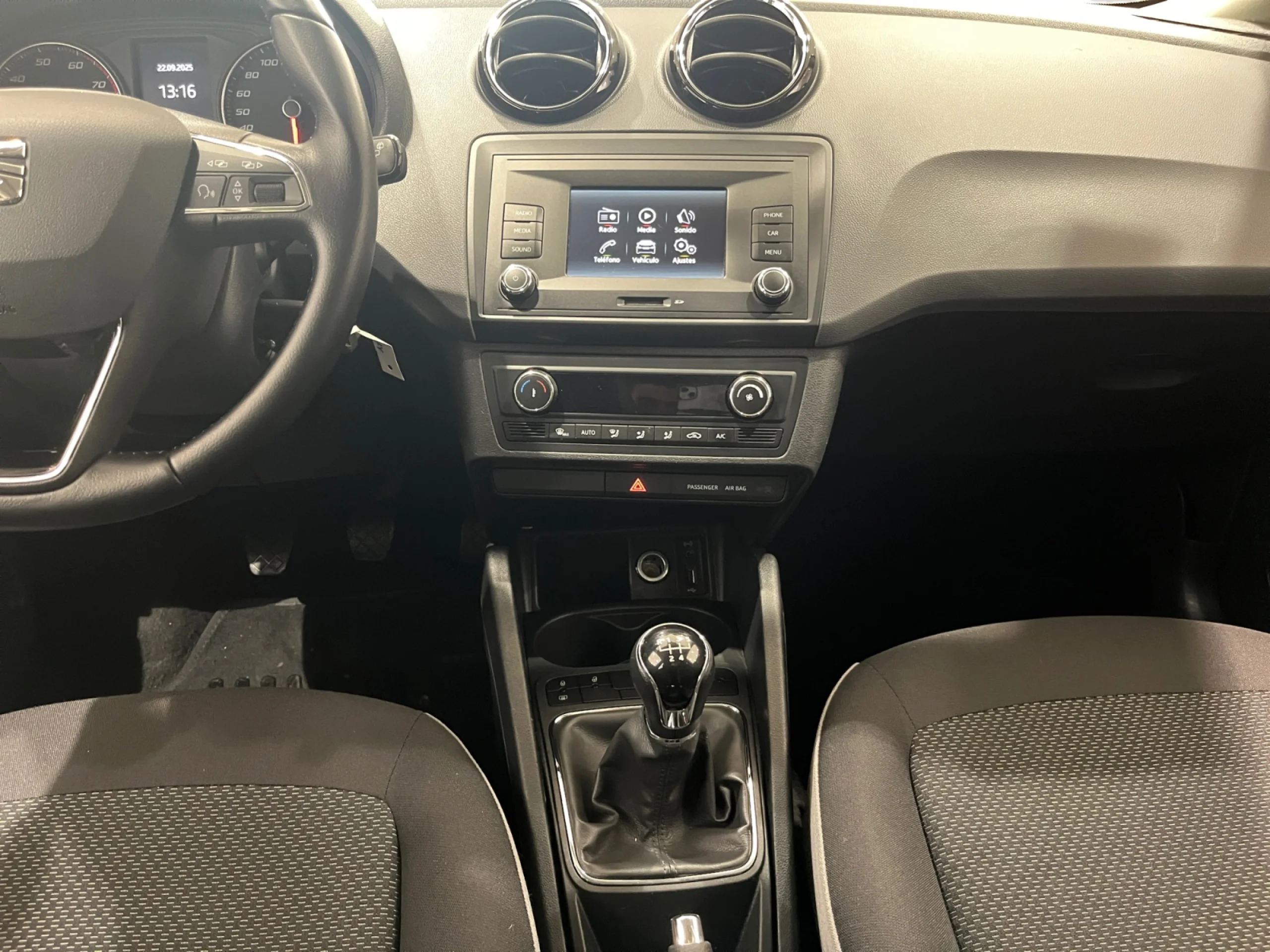 SEAT IBIZA 1.2 TSI 90CV STYLE - Foto 11