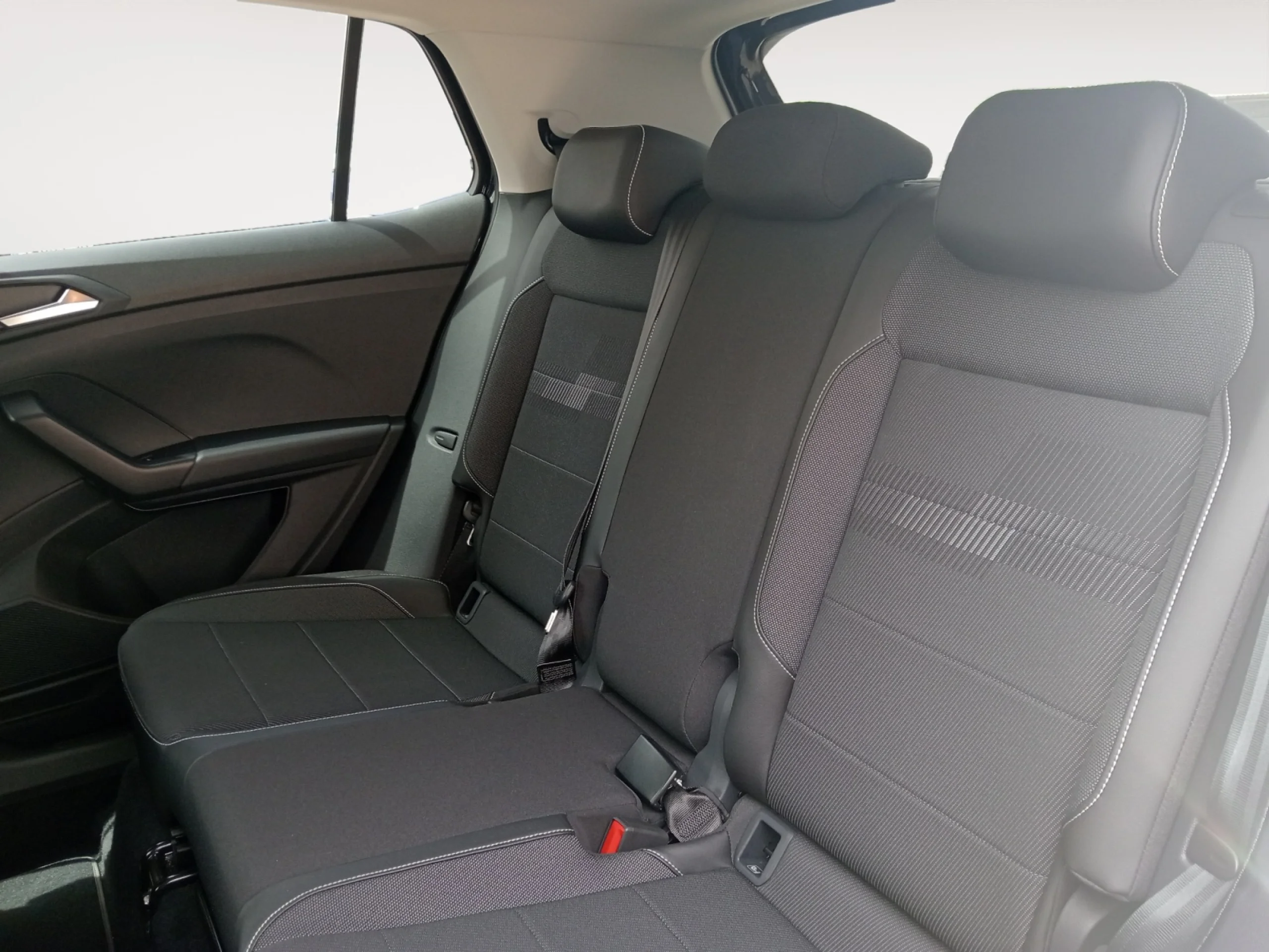 VOLKSWAGEN T CROSS ADVANCE 1.0 TSI 81KW (110CV) DSG - Foto 6
