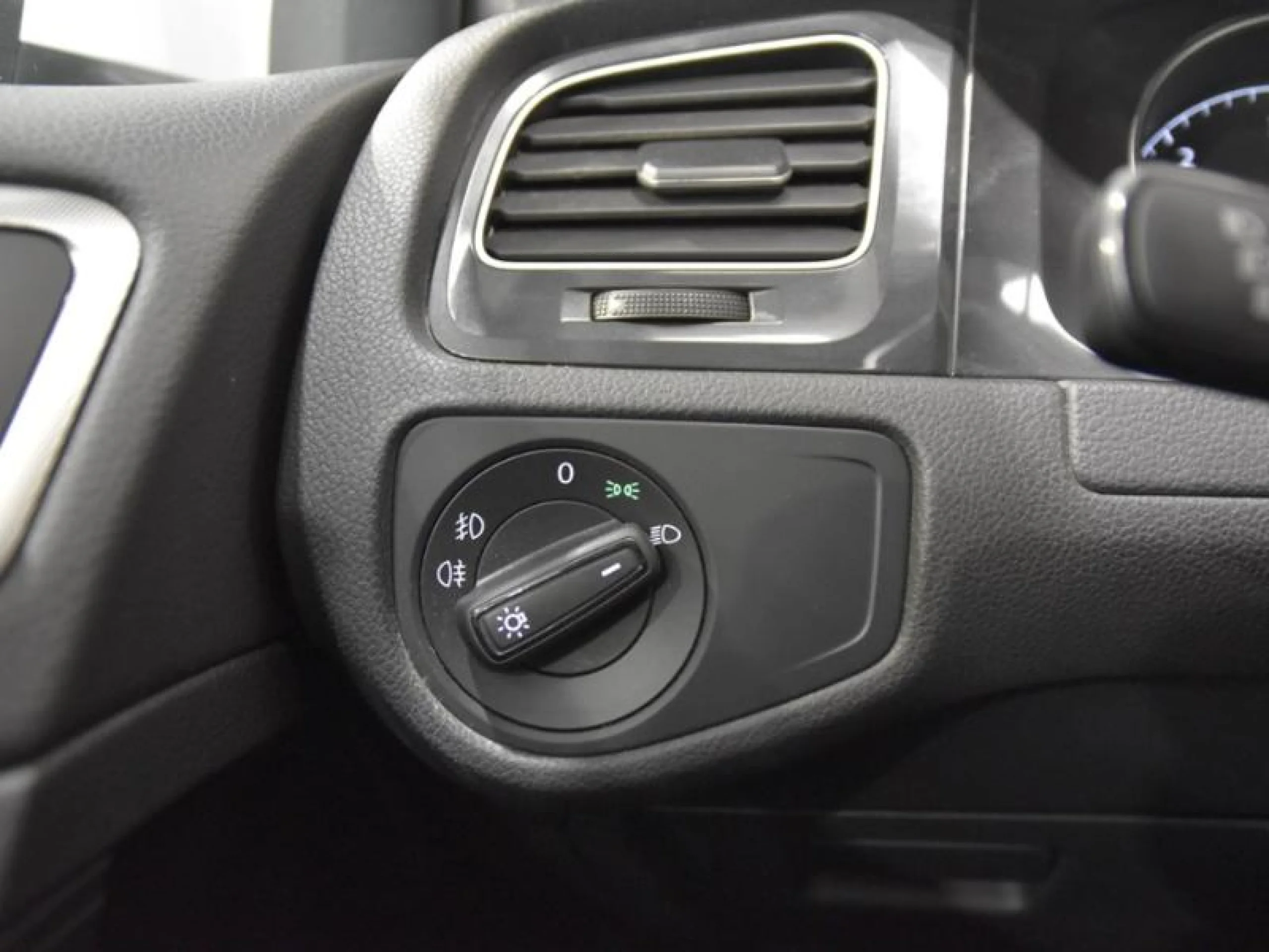 VOLKSWAGEN GOLF EDITION 1.6 TDI 85KW (115CV) - Foto 16