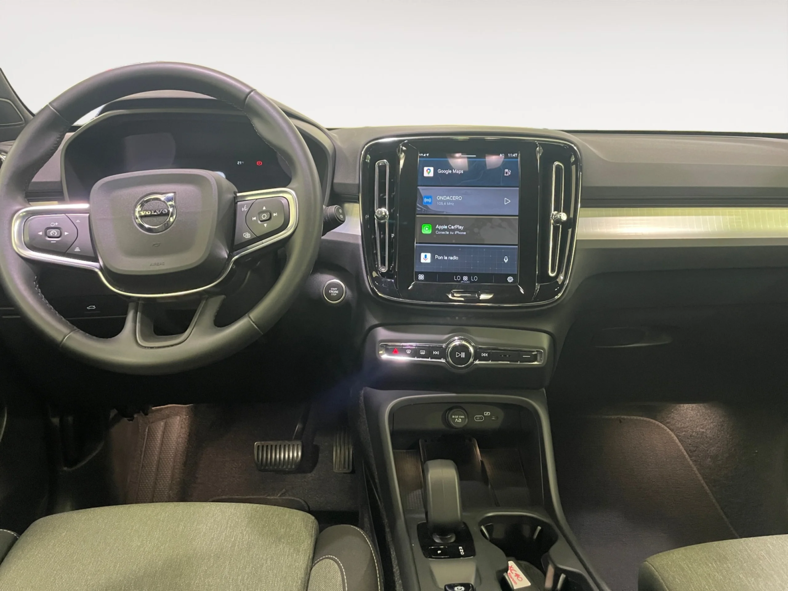 VOLVO XC40 2.0 B3 G CORE AUTO - Foto 4