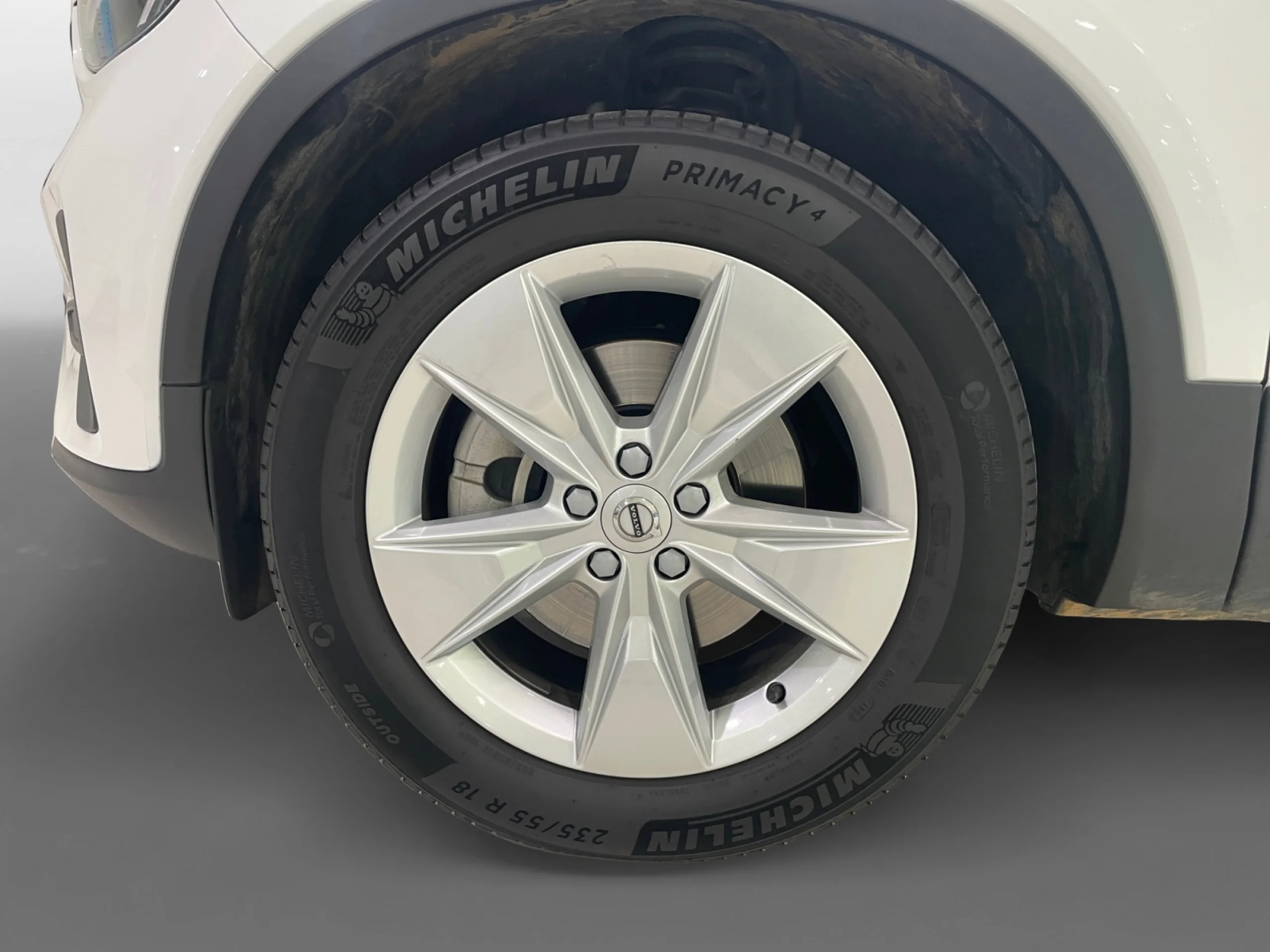 VOLVO XC40 2.0 B3 G CORE AUTO - Foto 9