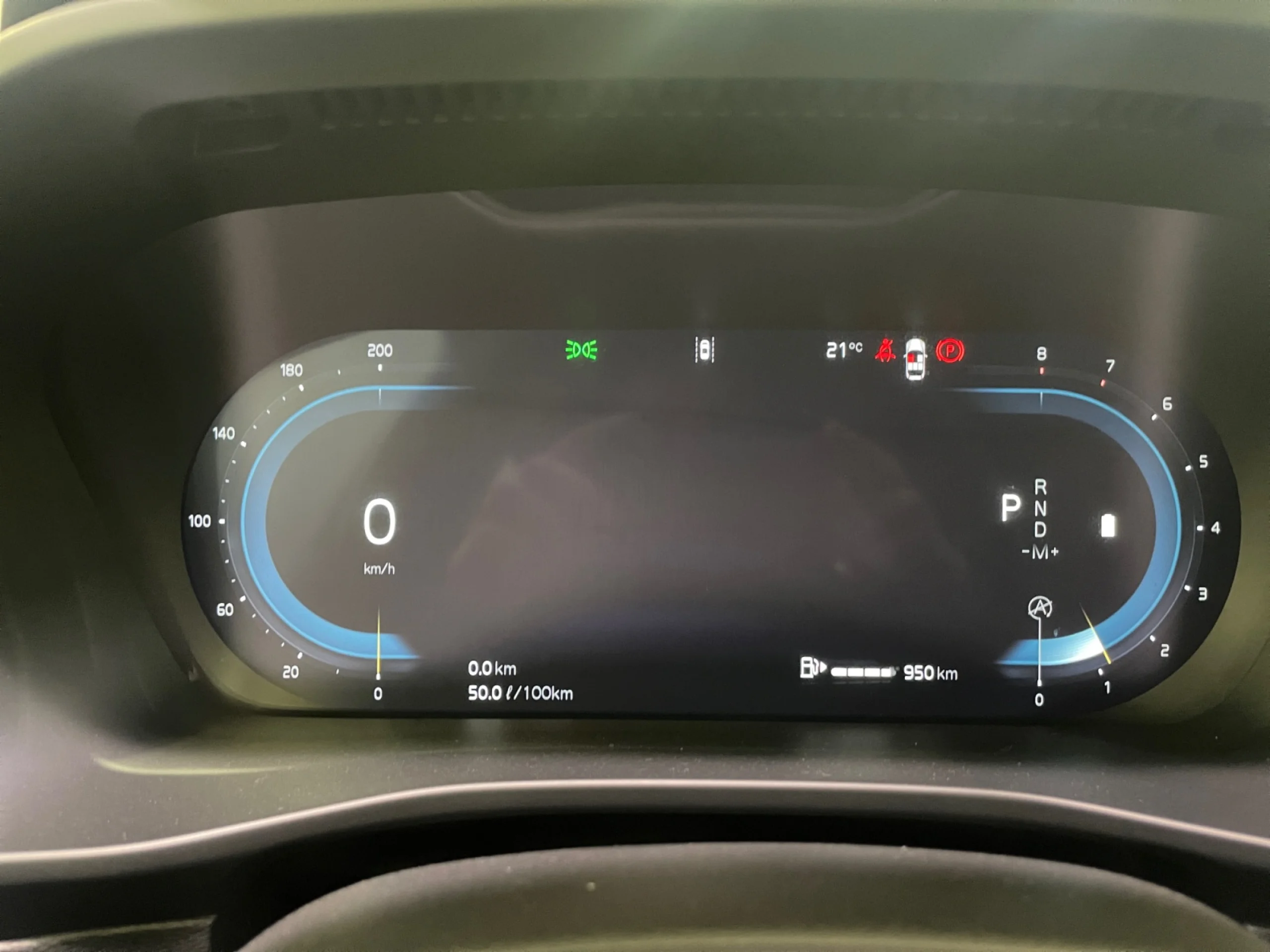 VOLVO XC40 2.0 B3 G CORE AUTO - Foto 7