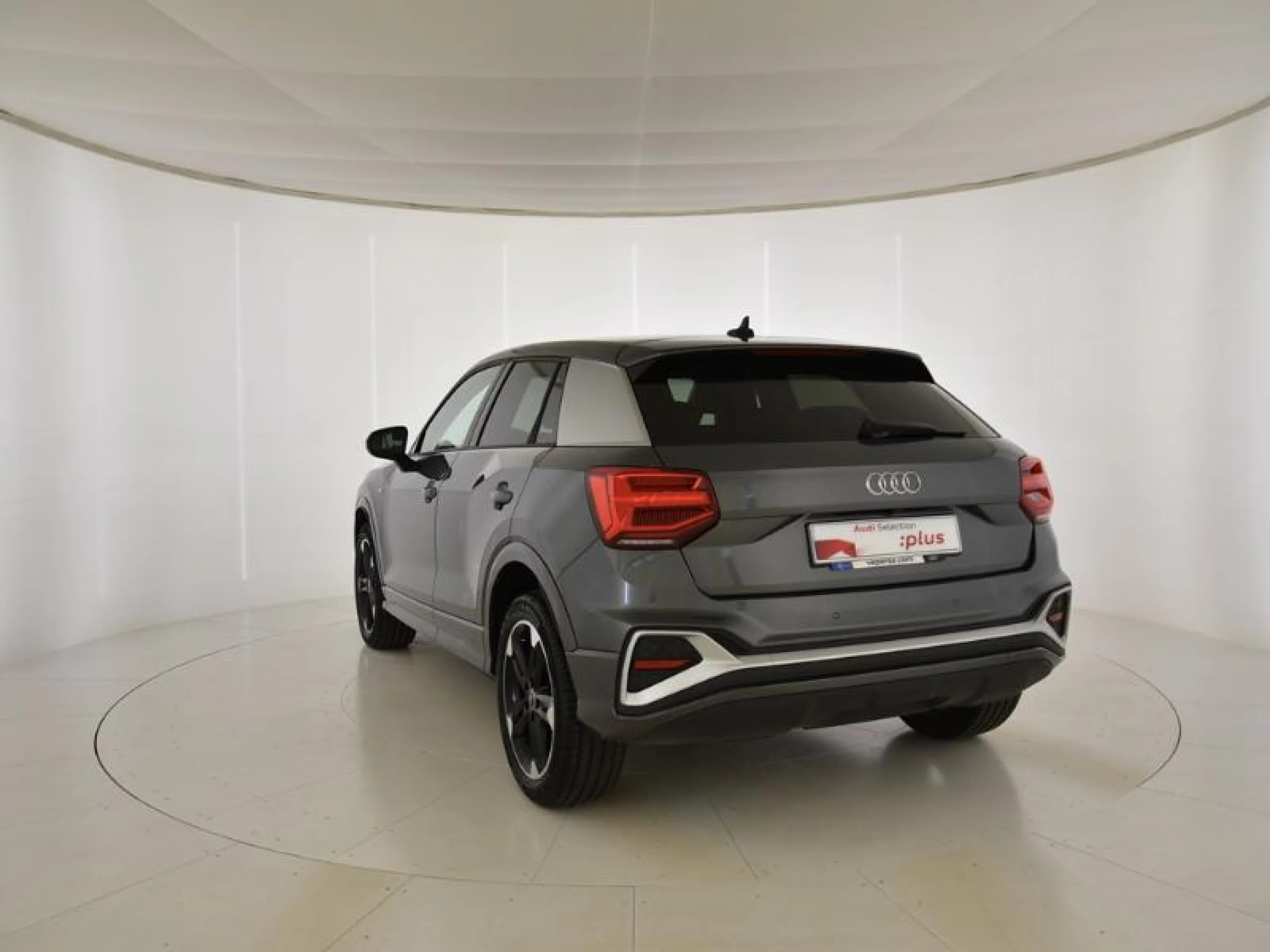 AUDI Q2 ADRENALIN 30 TFSI 85KW (116CV) - Foto 2