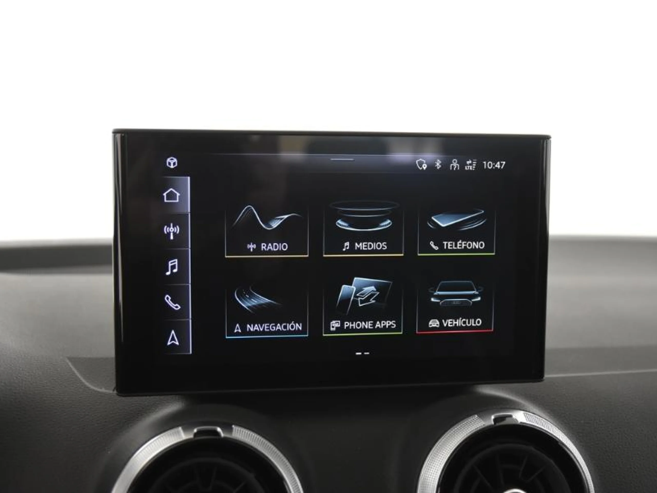 AUDI Q2 ADRENALIN 30 TFSI 85KW (116CV) - Foto 11