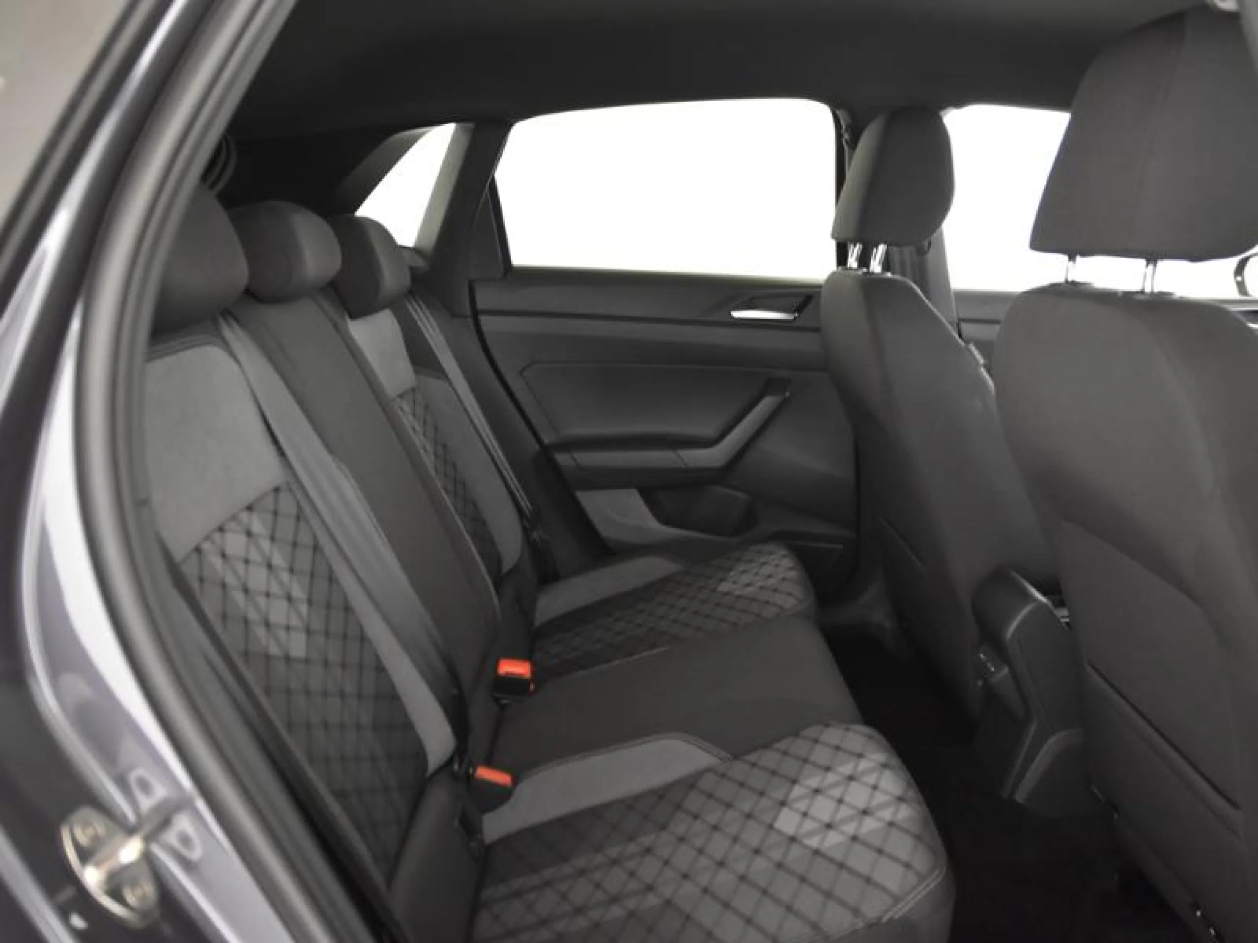 VOLKSWAGEN POLO R LINE 1.0 TSI 85KW (115CV) DSG - Foto 6