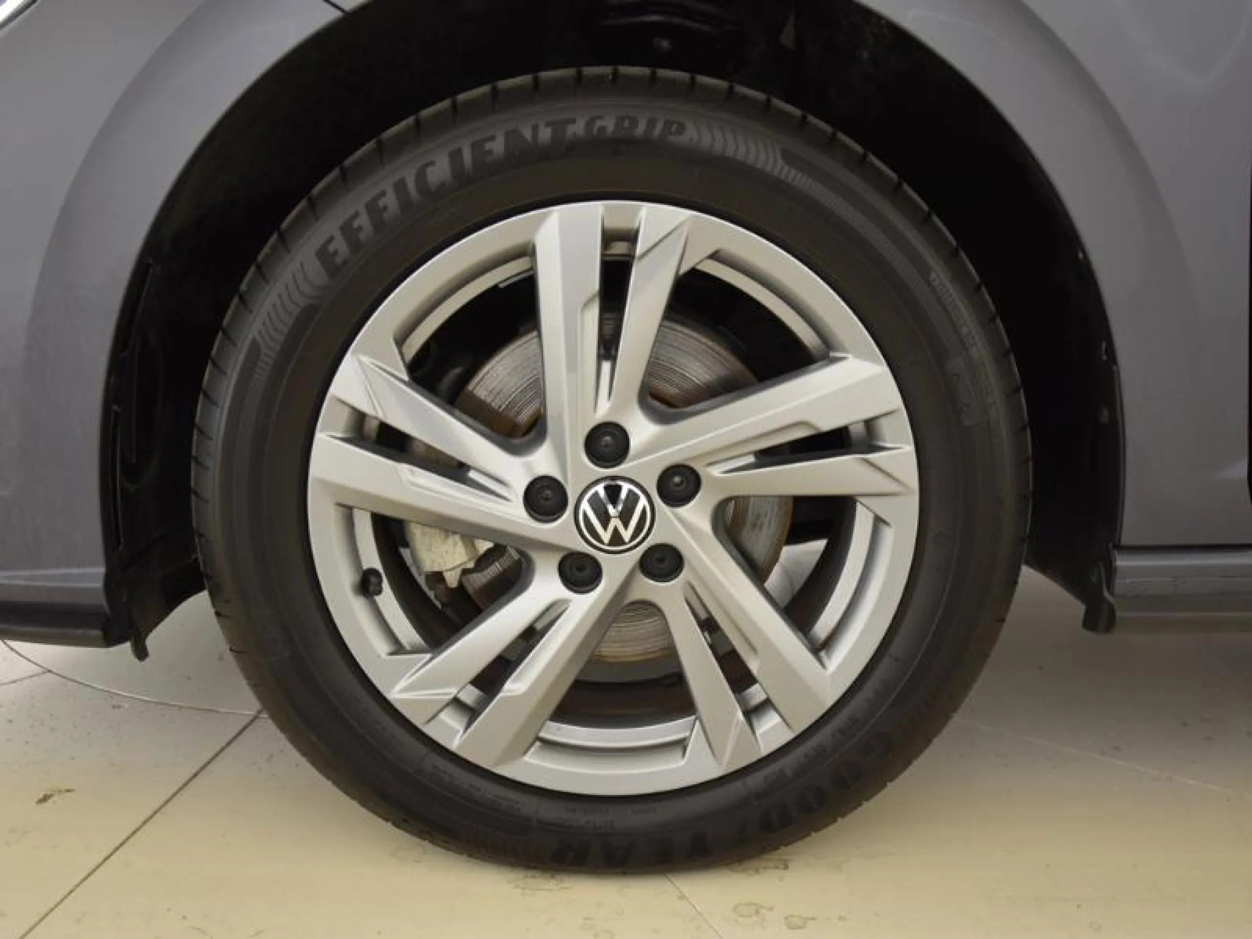 VOLKSWAGEN POLO R LINE 1.0 TSI 85KW (115CV) DSG - Foto 10