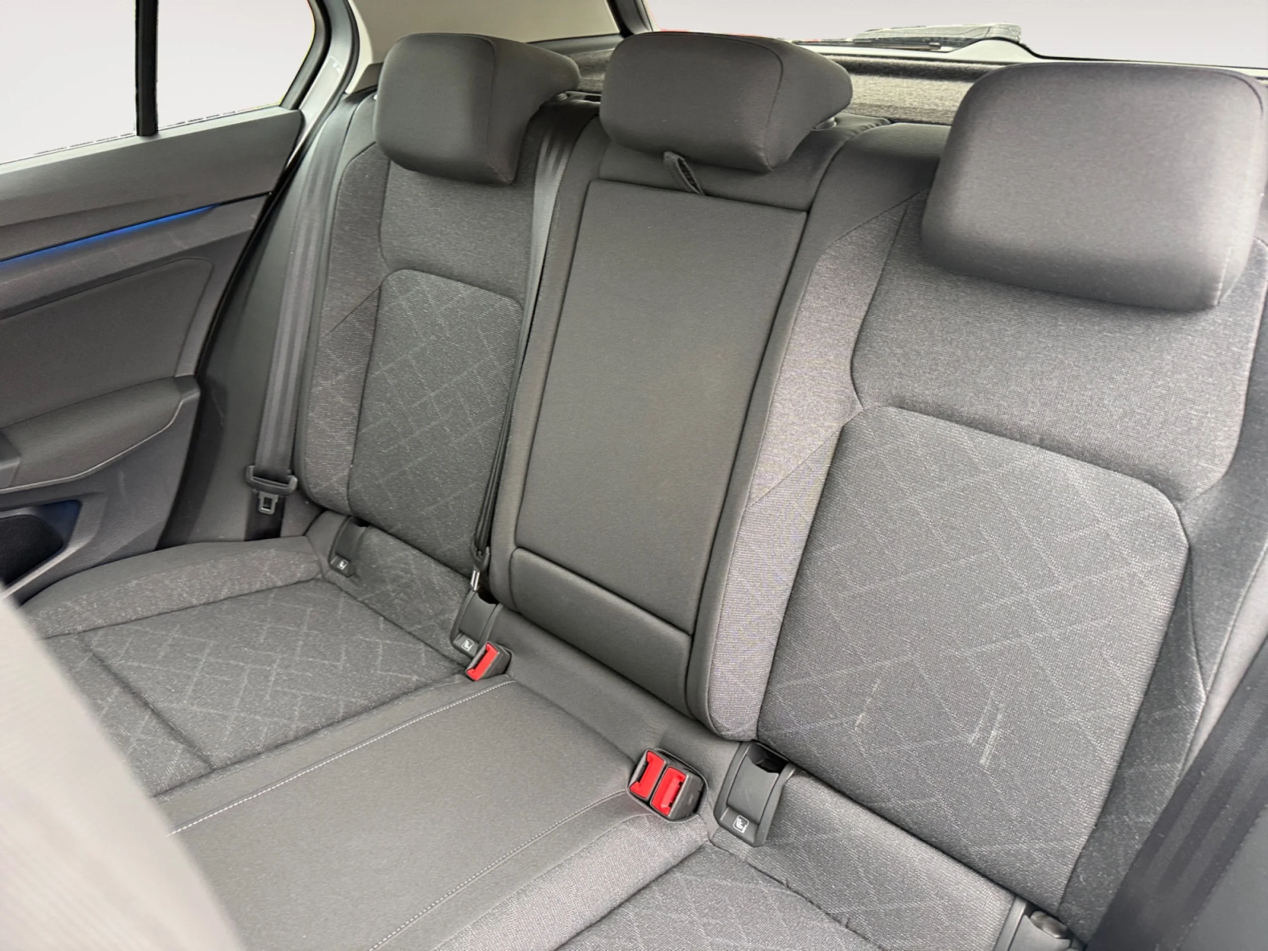 VOLKSWAGEN GOLF 1.0 ETSI 81KW (110CV) DSG - Foto 6