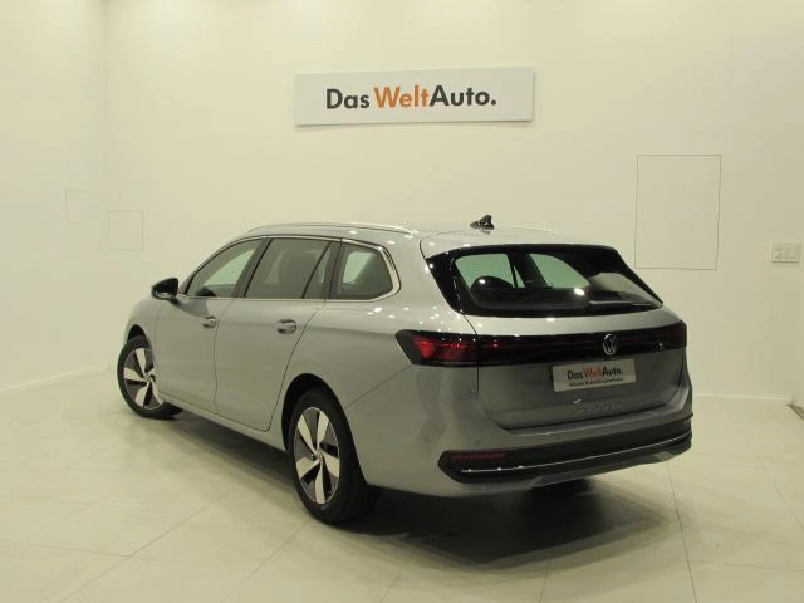 VOLKSWAGEN PASSAT VARIANT EXECUTIVE 2.0 TDI 110KW DSG - Foto 2