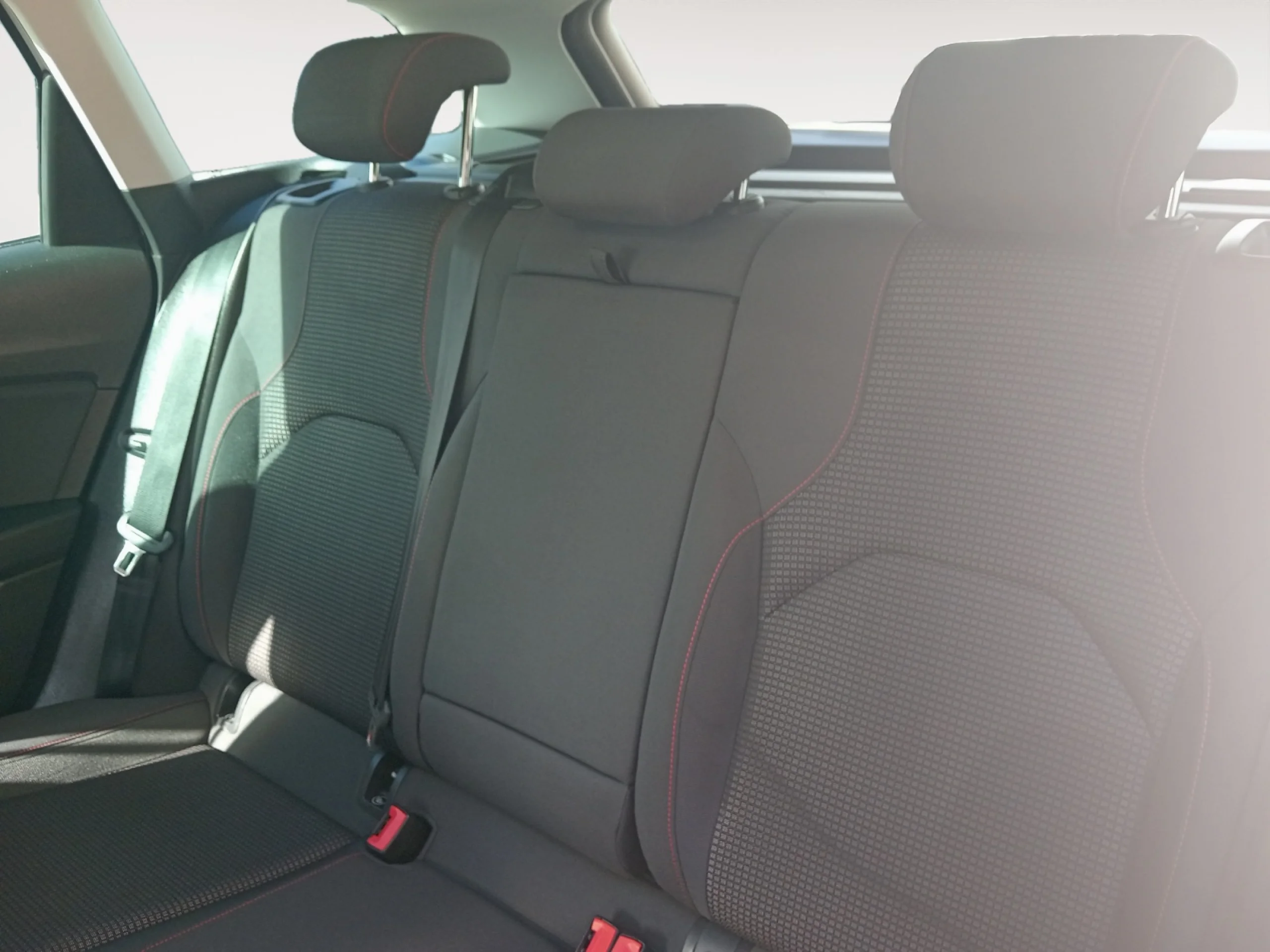 SEAT LEON ST 2.0 TDI 110KW (150CV) ST - Foto 6