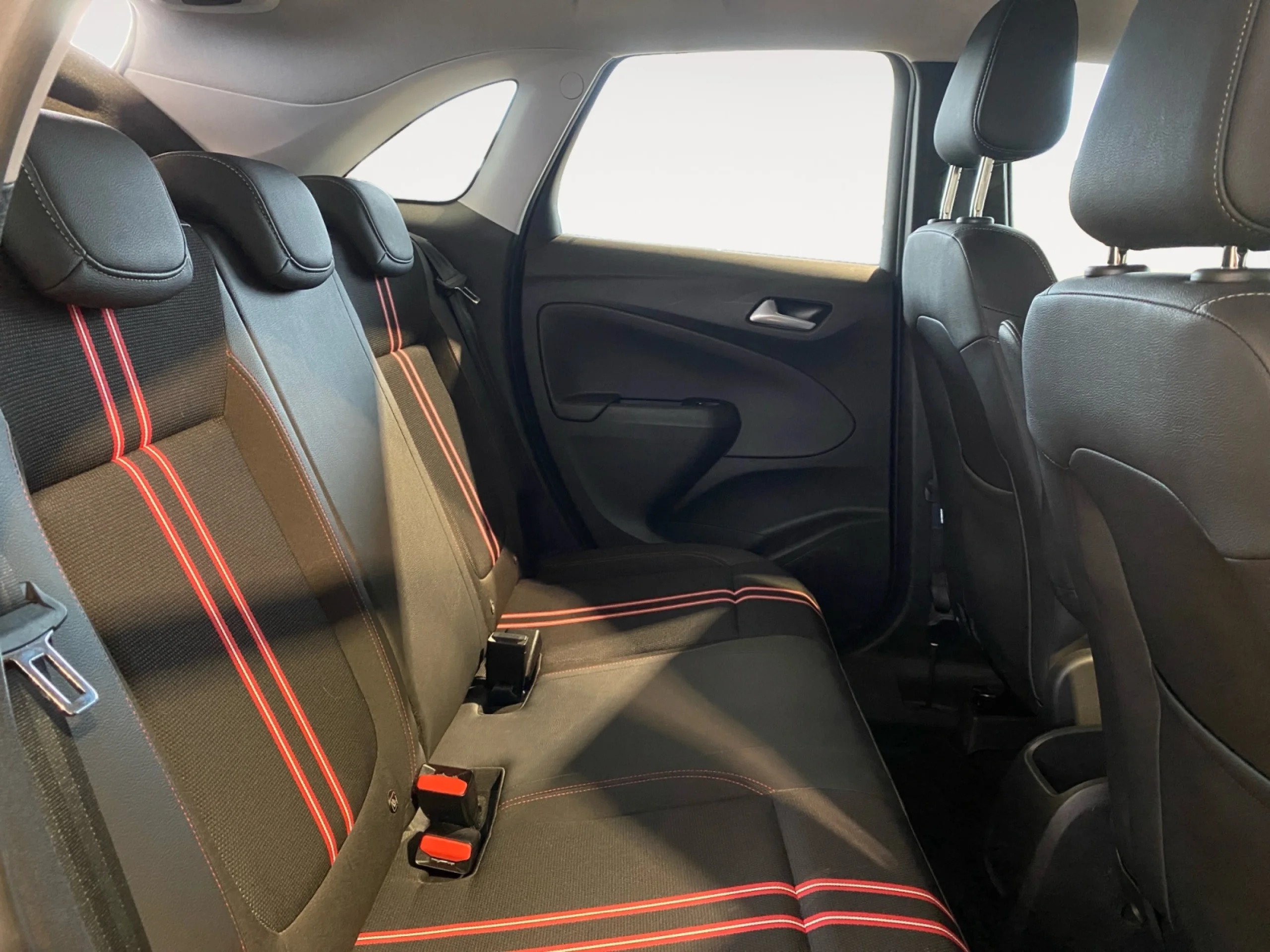 OPEL CROSSLAND 1.5D 81KW (110CV) EDITION - Foto 6