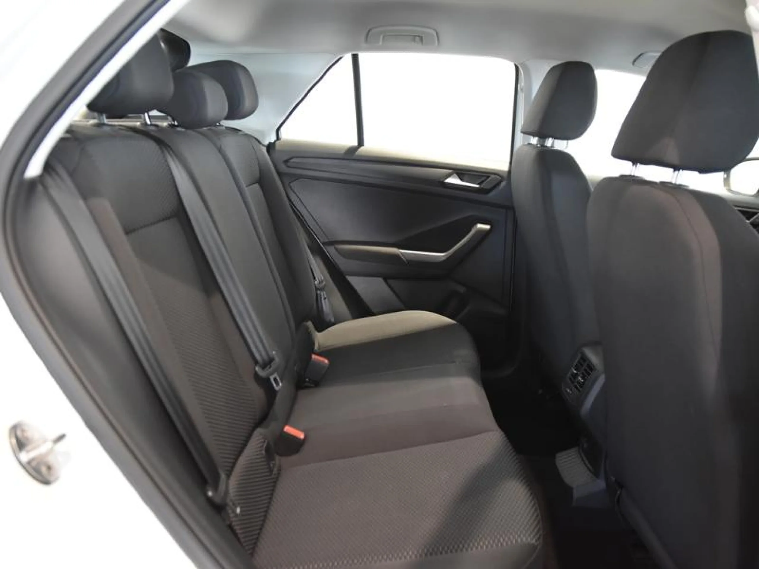 VOLKSWAGEN T ROC ADVANCE 1.6 TDI 85KW (115CV) - Foto 7