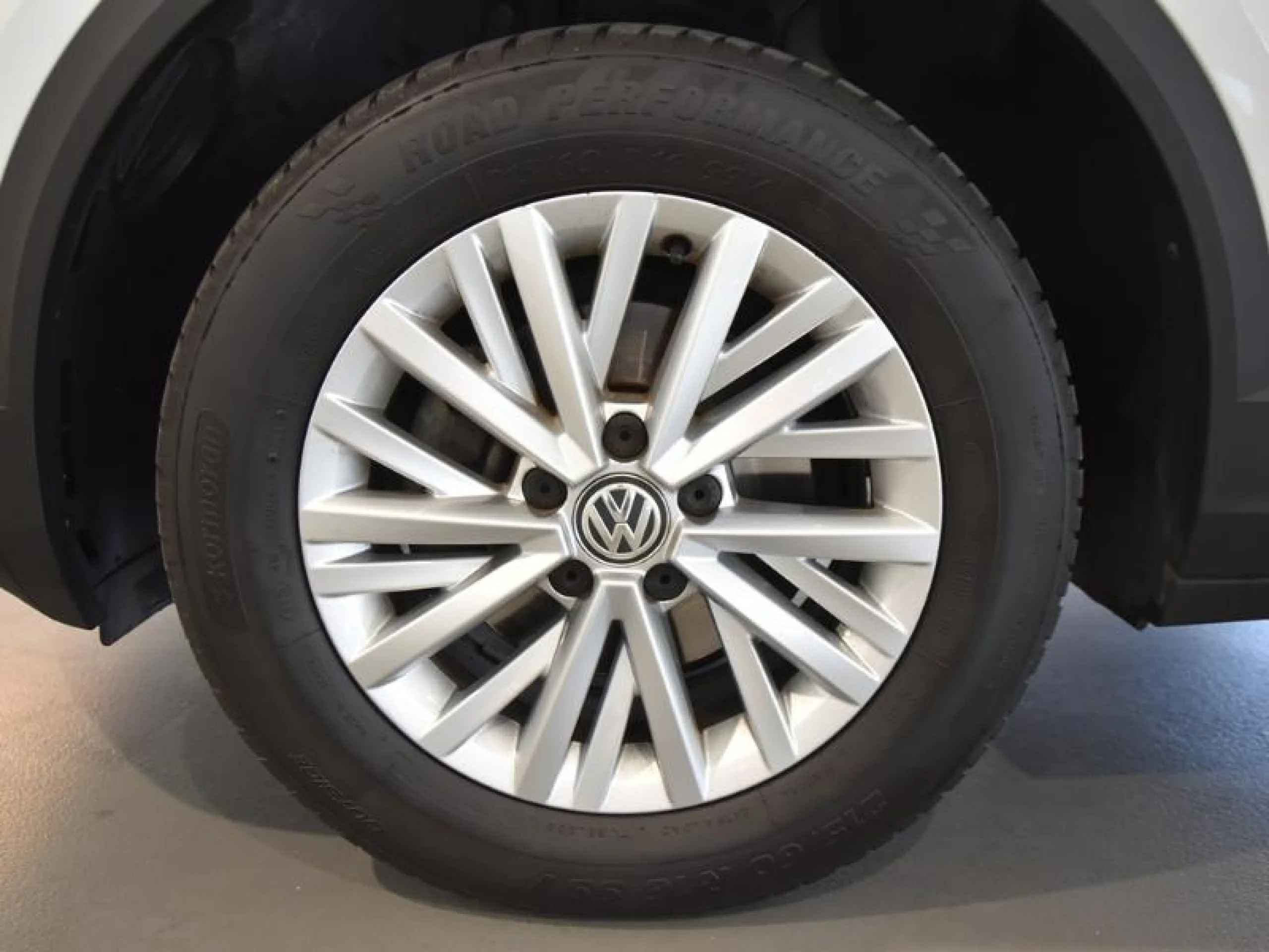 VOLKSWAGEN T ROC ADVANCE 1.6 TDI 85KW (115CV) - Foto 9