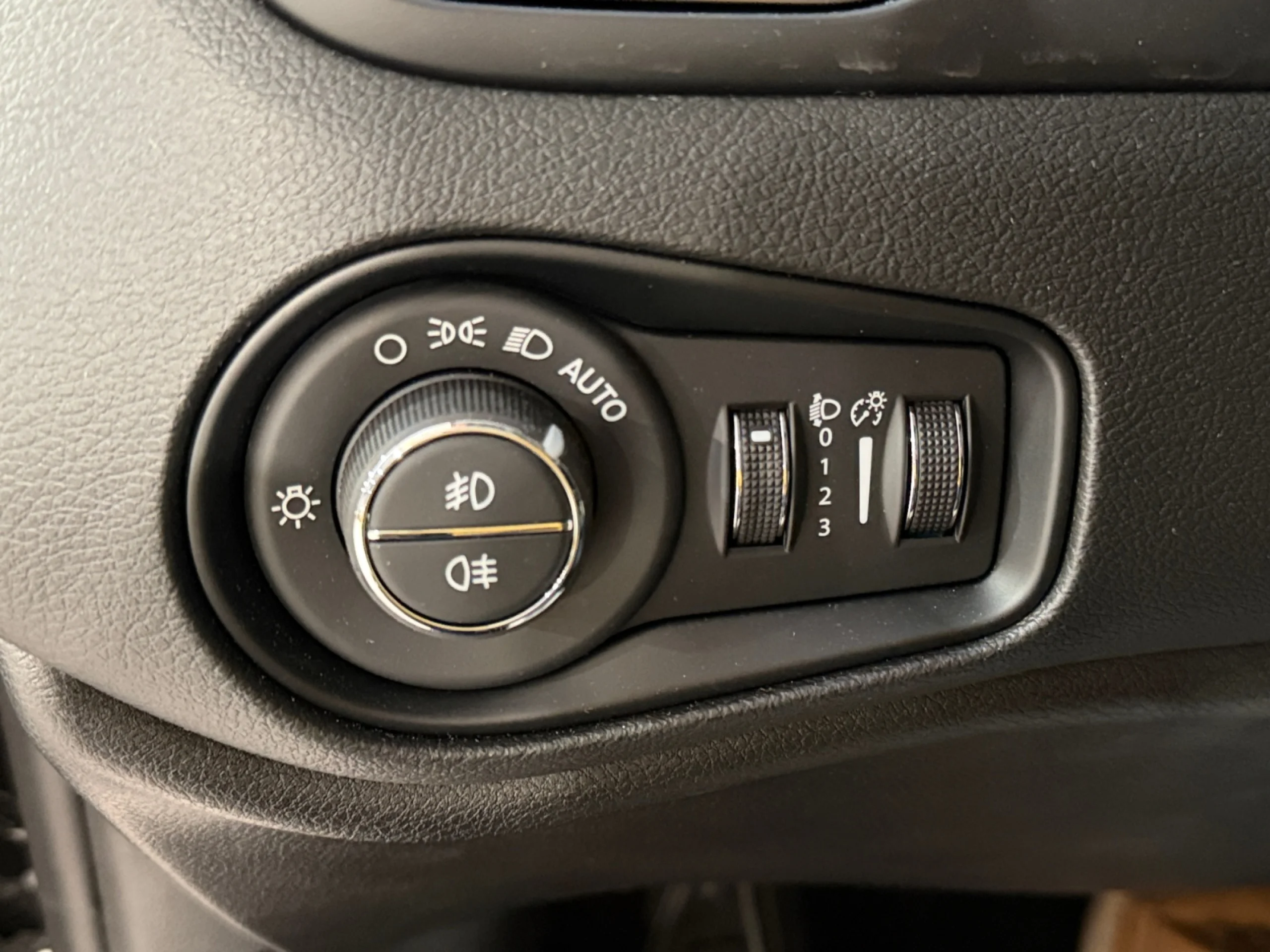 JEEP RENEGADE EHYBRID SUMMIT 1.5 MHEV 130HP AT EAWD - Foto 27