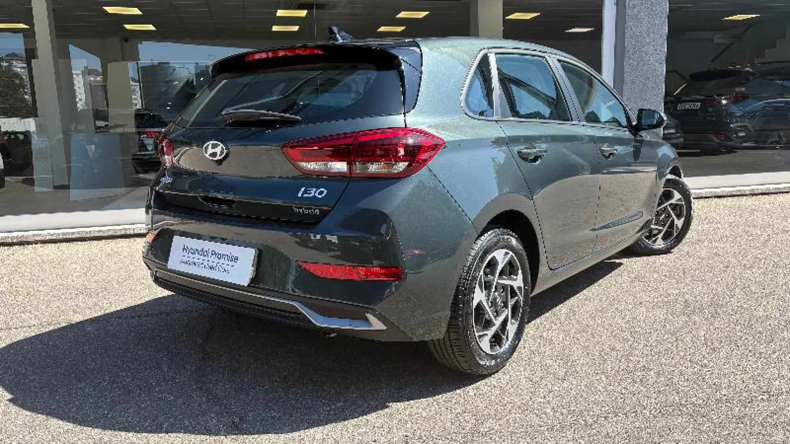 HYUNDAI I30 1.0 TGDI 48V KLASS - Foto 6