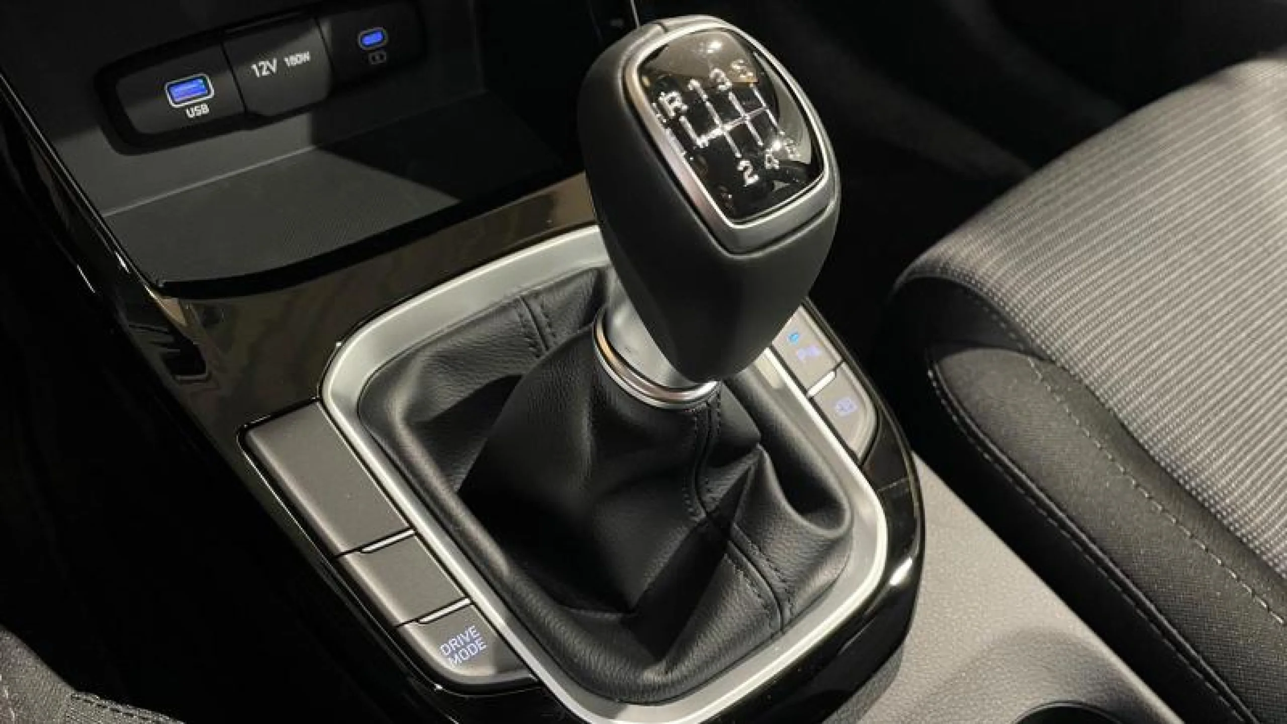 HYUNDAI I30 1.0 TGDI 48V KLASS - Foto 21