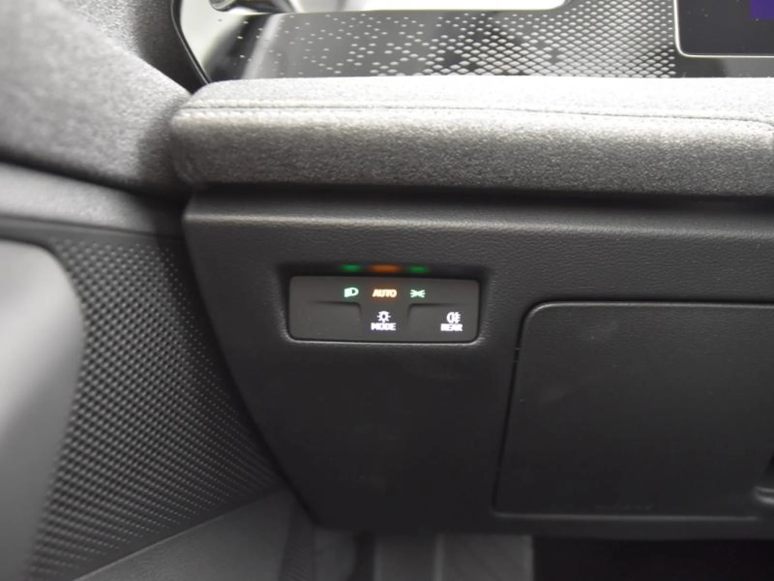 VOLKSWAGEN PASSAT PASSAT 1.5 ETSI 110 KW (150 CV)  AUTOM TICO DSG 7 VEL. - Foto 16