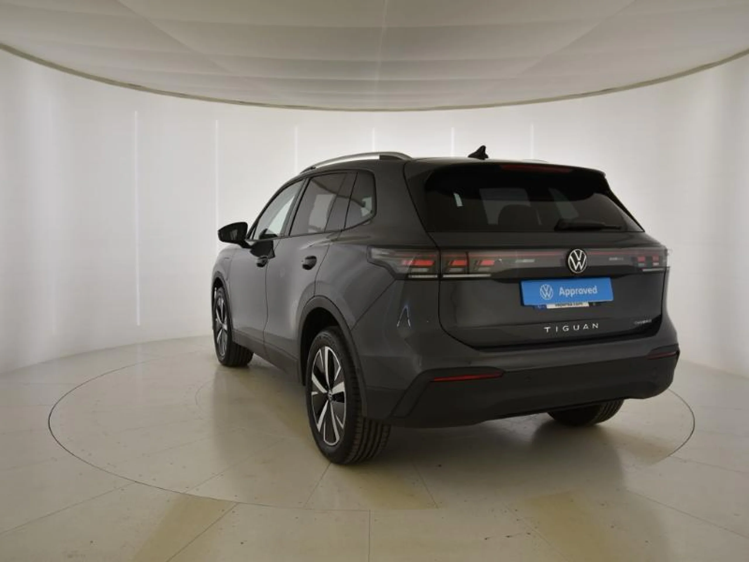 VOLKSWAGEN TIGUAN TIGUAN M S 1.5 TSI EHYBRID 110 KW (150 CV) / 85 KW (115 CV)  AUTOM TICO DSG 6 VEL. - Foto 2