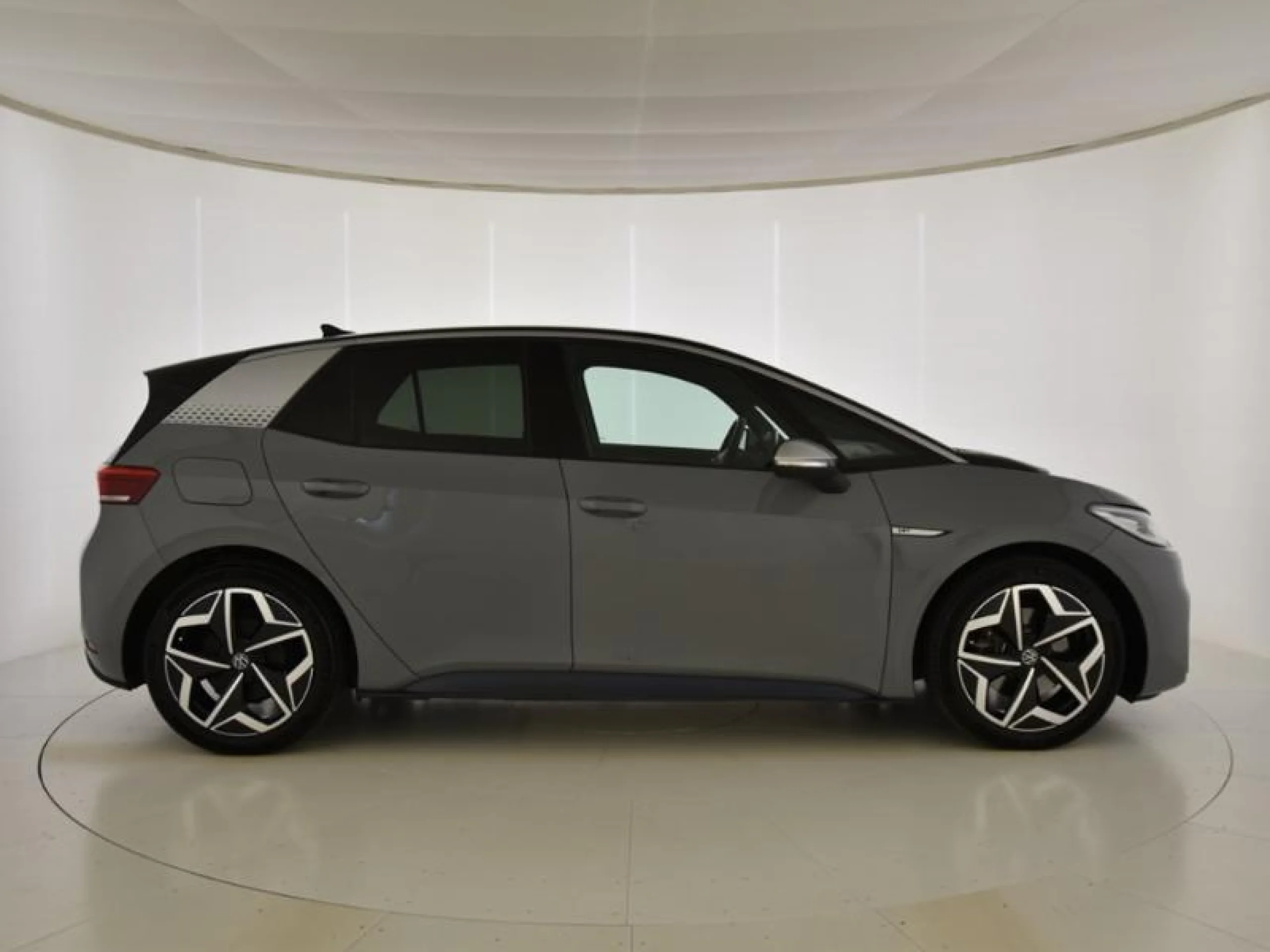 VOLKSWAGEN ID.3 1ST MAX 150KW (205CV) AUTOMÁTICO 1 VEL. - Foto 3