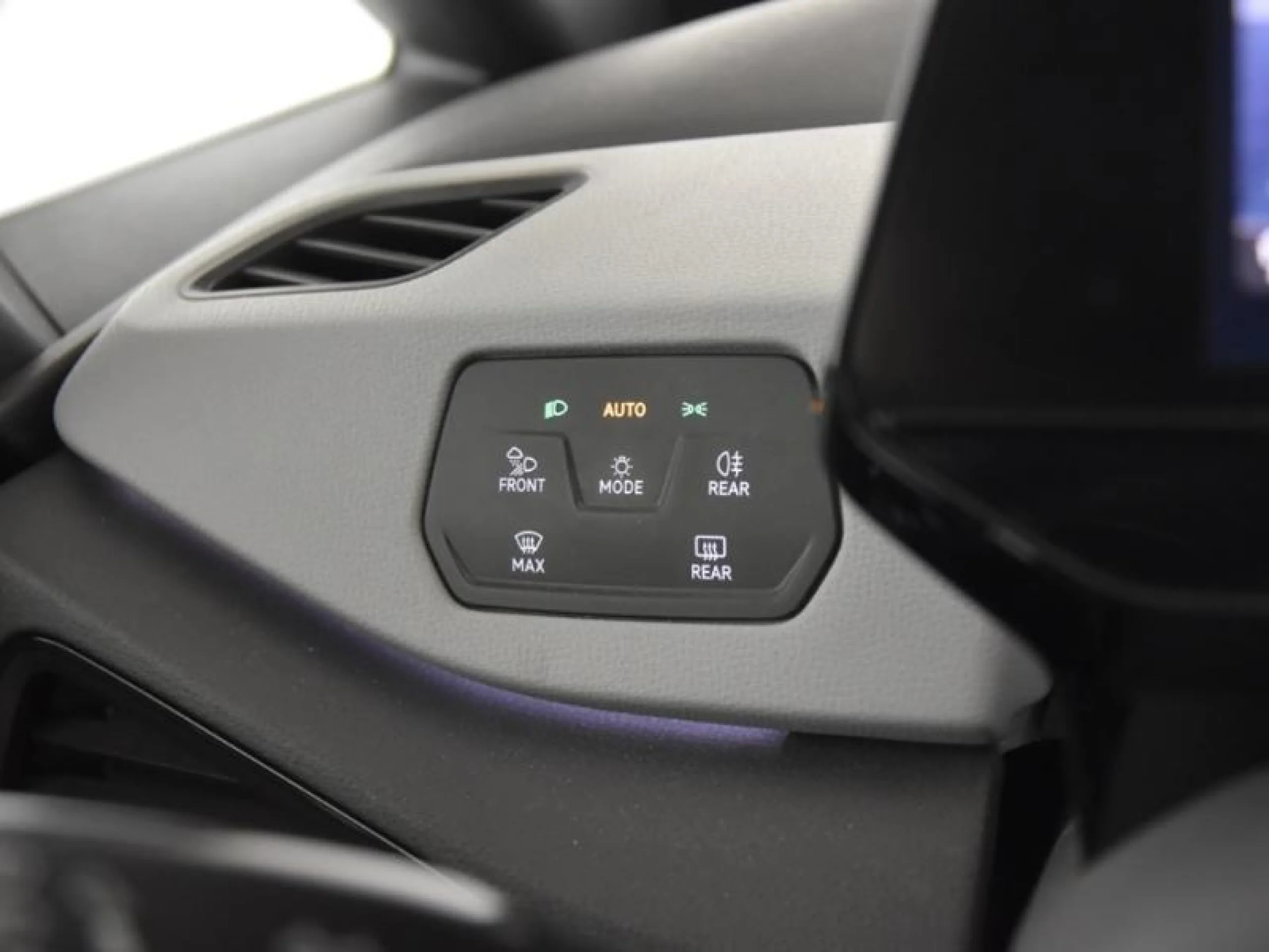 VOLKSWAGEN ID.3 1ST MAX 150KW (205CV) AUTOMÁTICO 1 VEL. - Foto 16